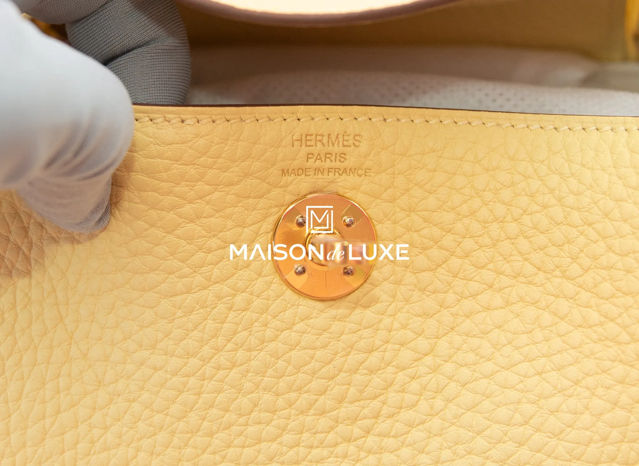 Hermes Mini Lindy 20 Jaune Poussin Clemence Gold Hardware