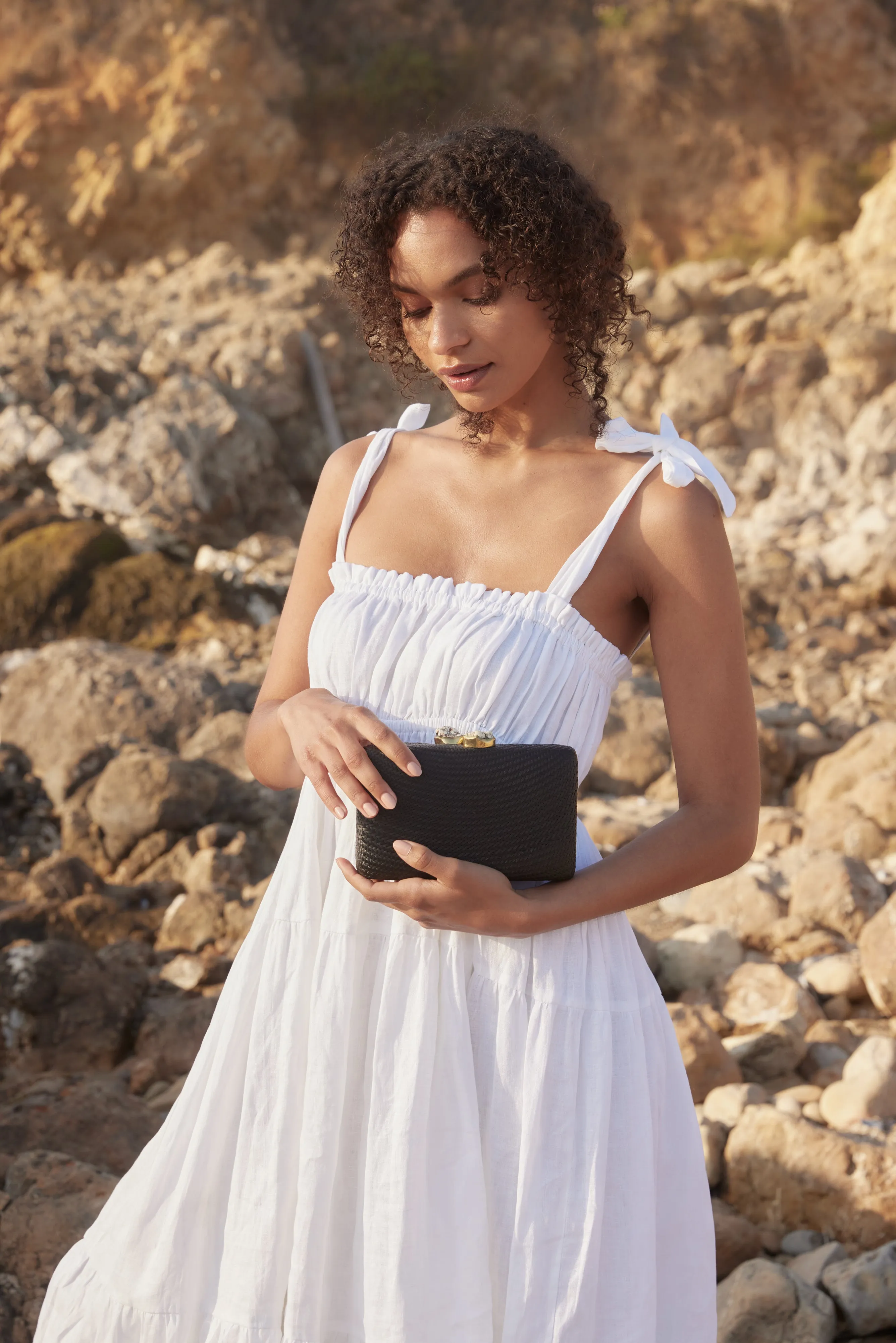 Jen clutch with white Stone
