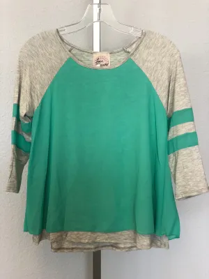 K VARSITY RAGLAN TOP