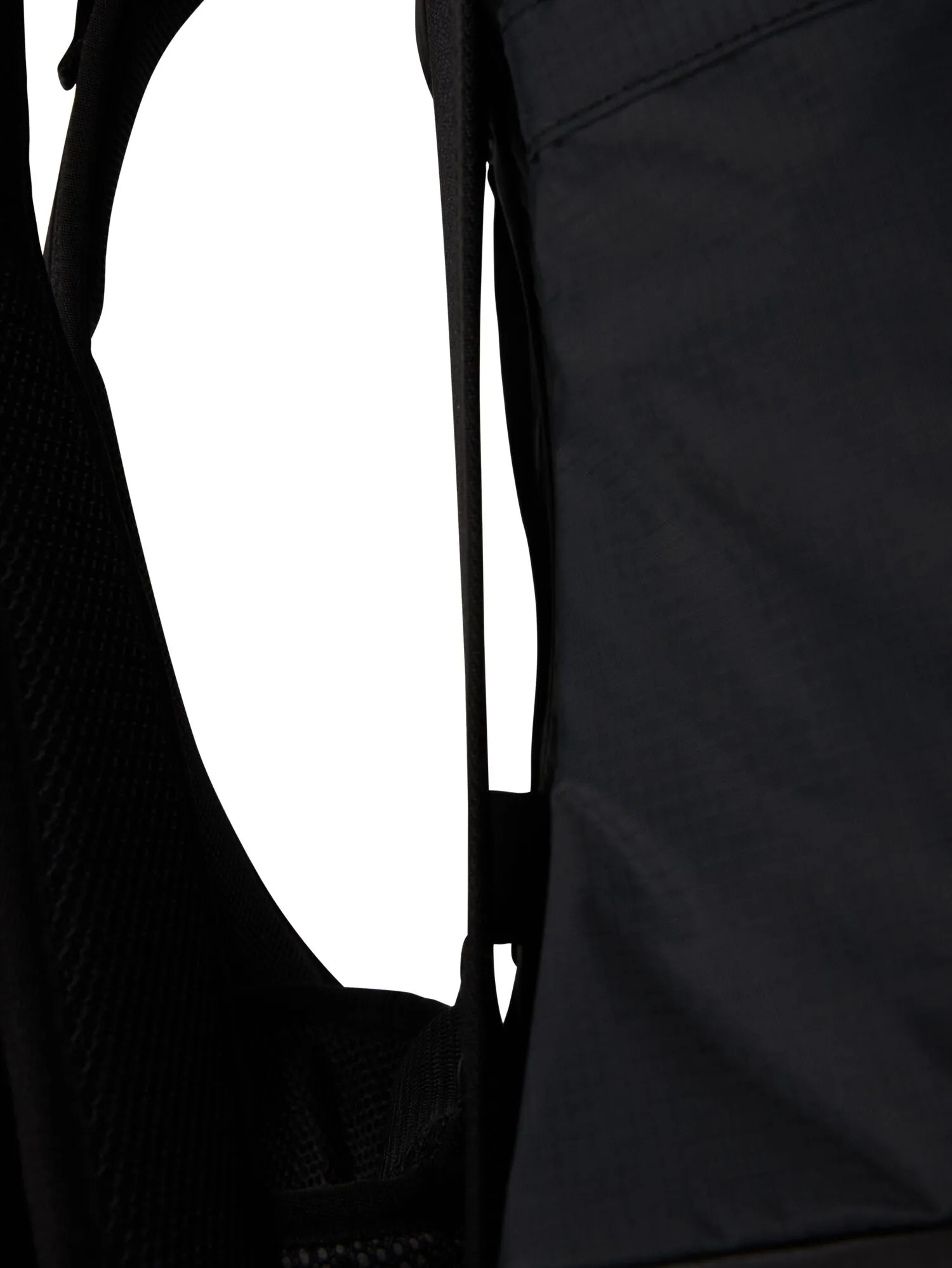 Komut Large - Pure Black