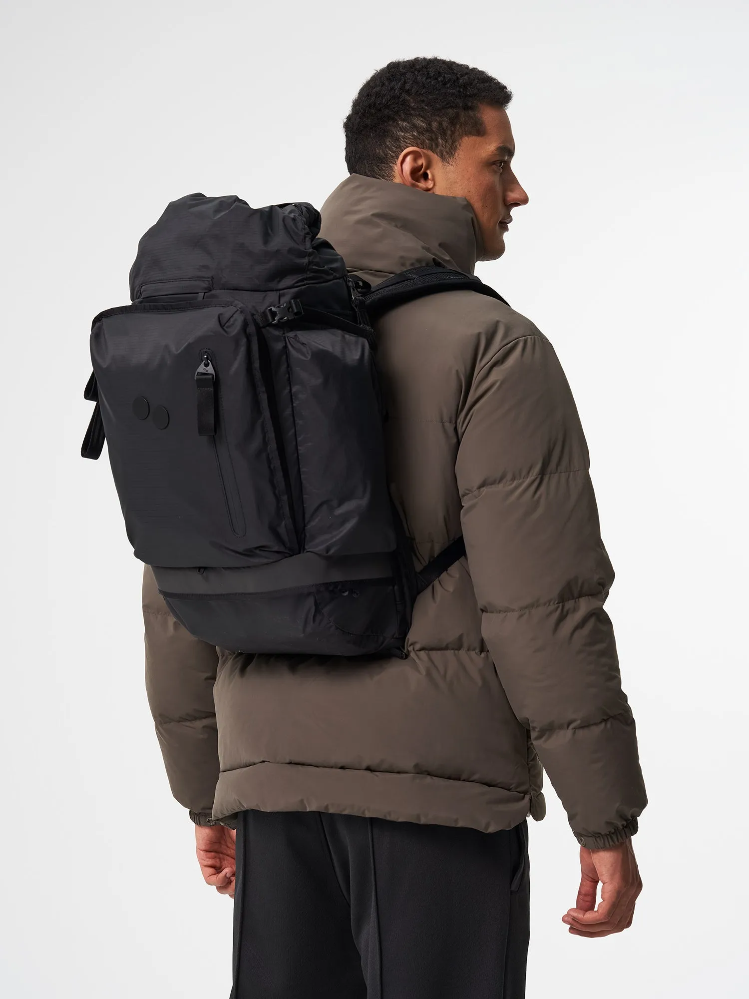 Komut Medium - Pure Black