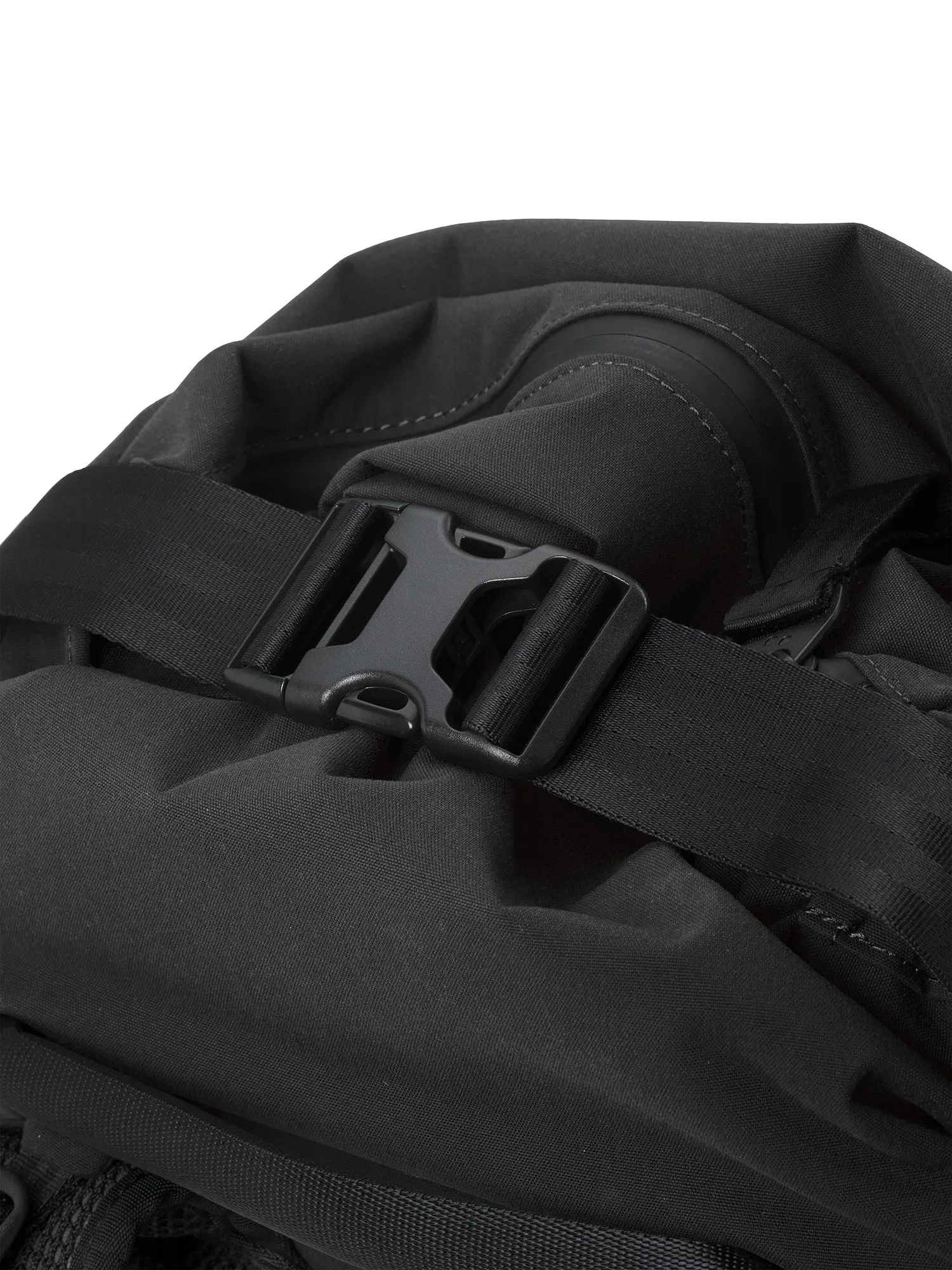 Komut Medium - Solid Black