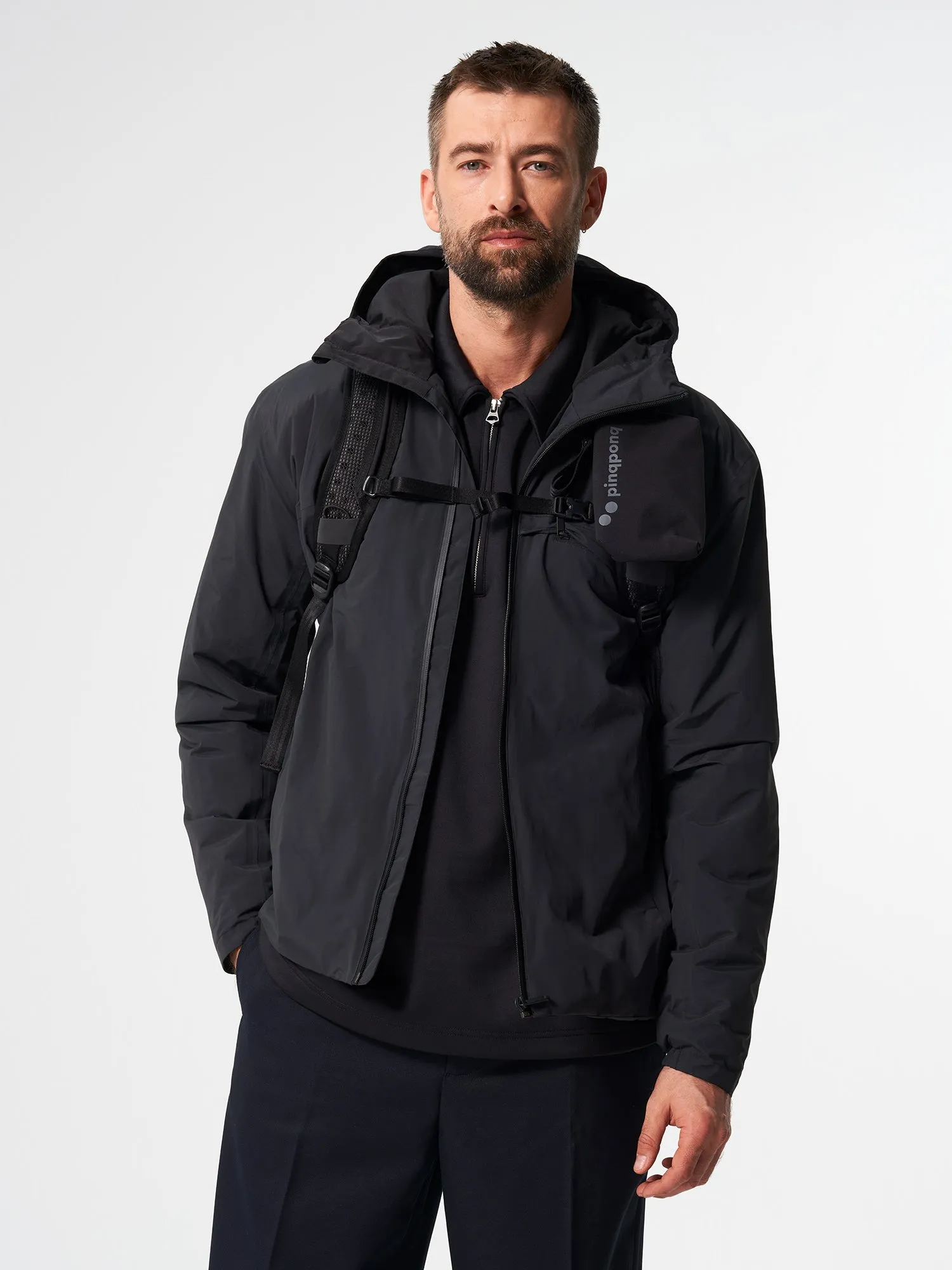 Komut Medium - Solid Black