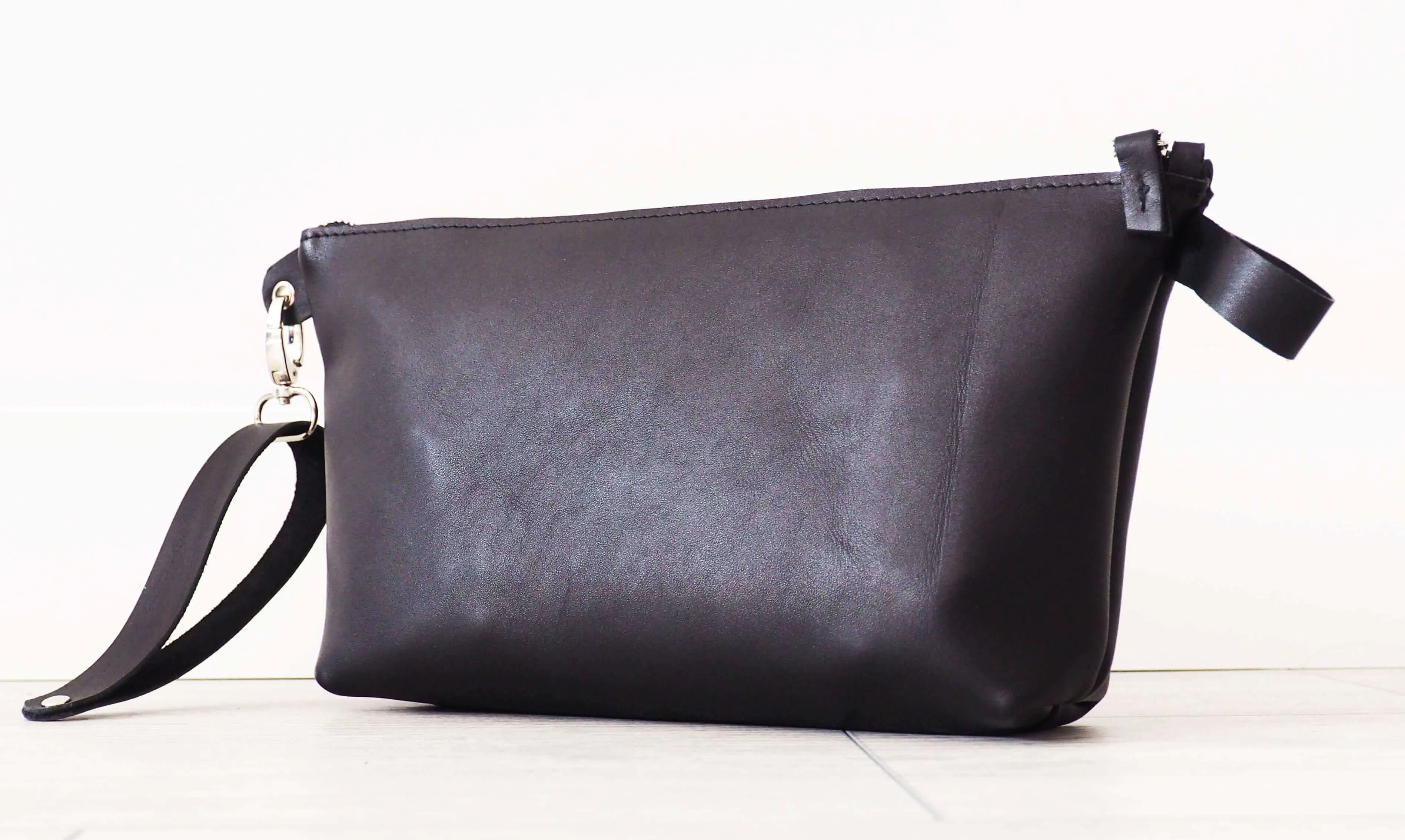 Leather Wristlet Clutch Bag | Black