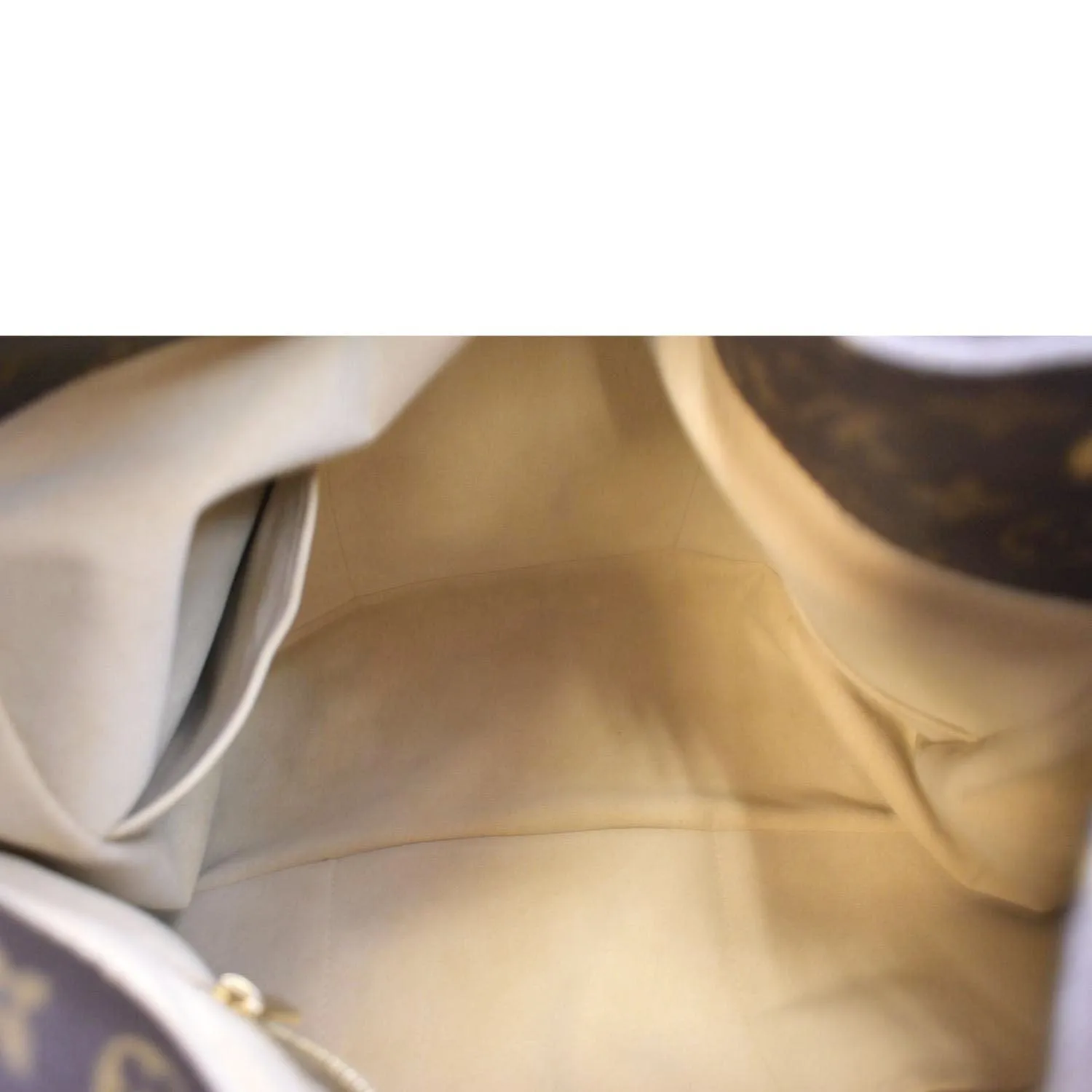 LOUIS VUITTON Artsy GM Monogram Canvas Hobo Bag Brown