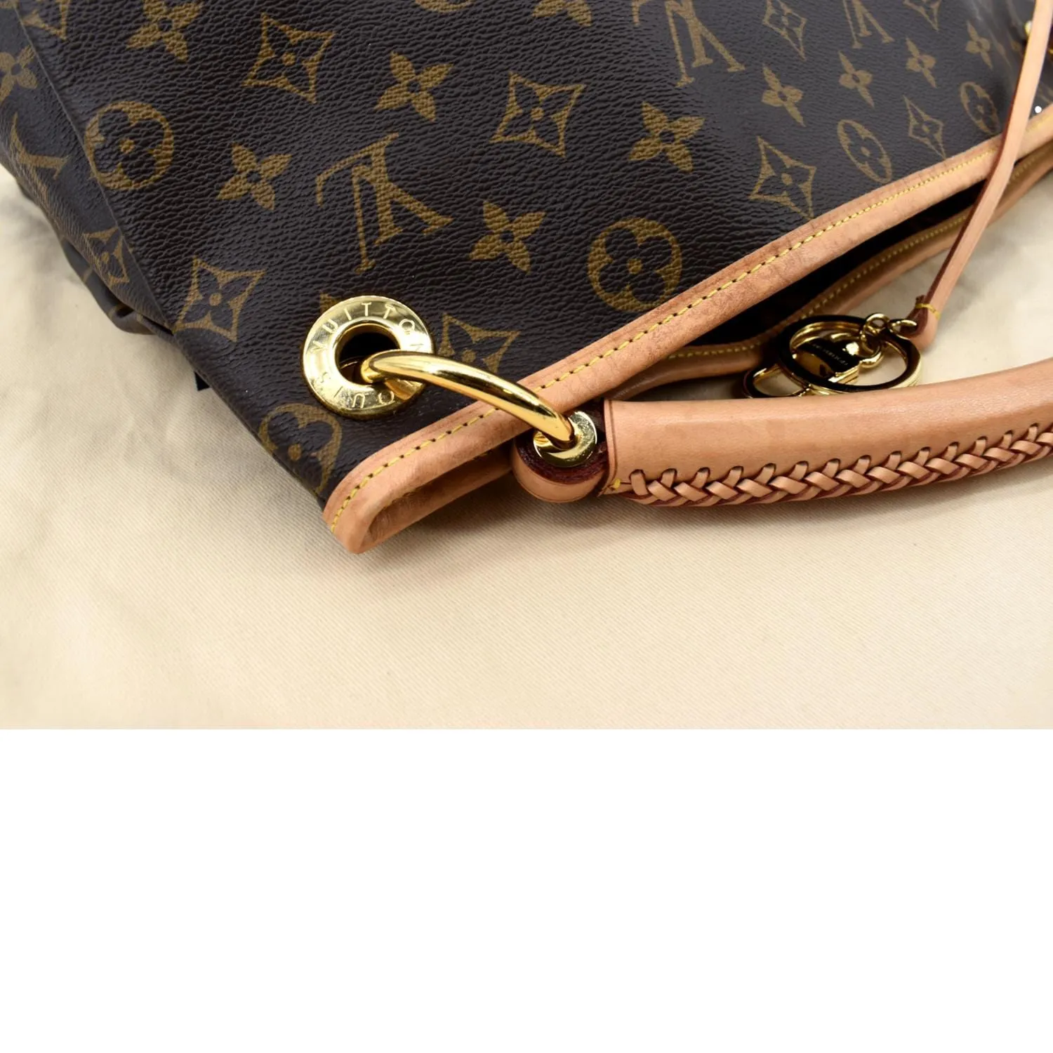 LOUIS VUITTON Artsy MM Monogram Canvas Hobo Bag Brown