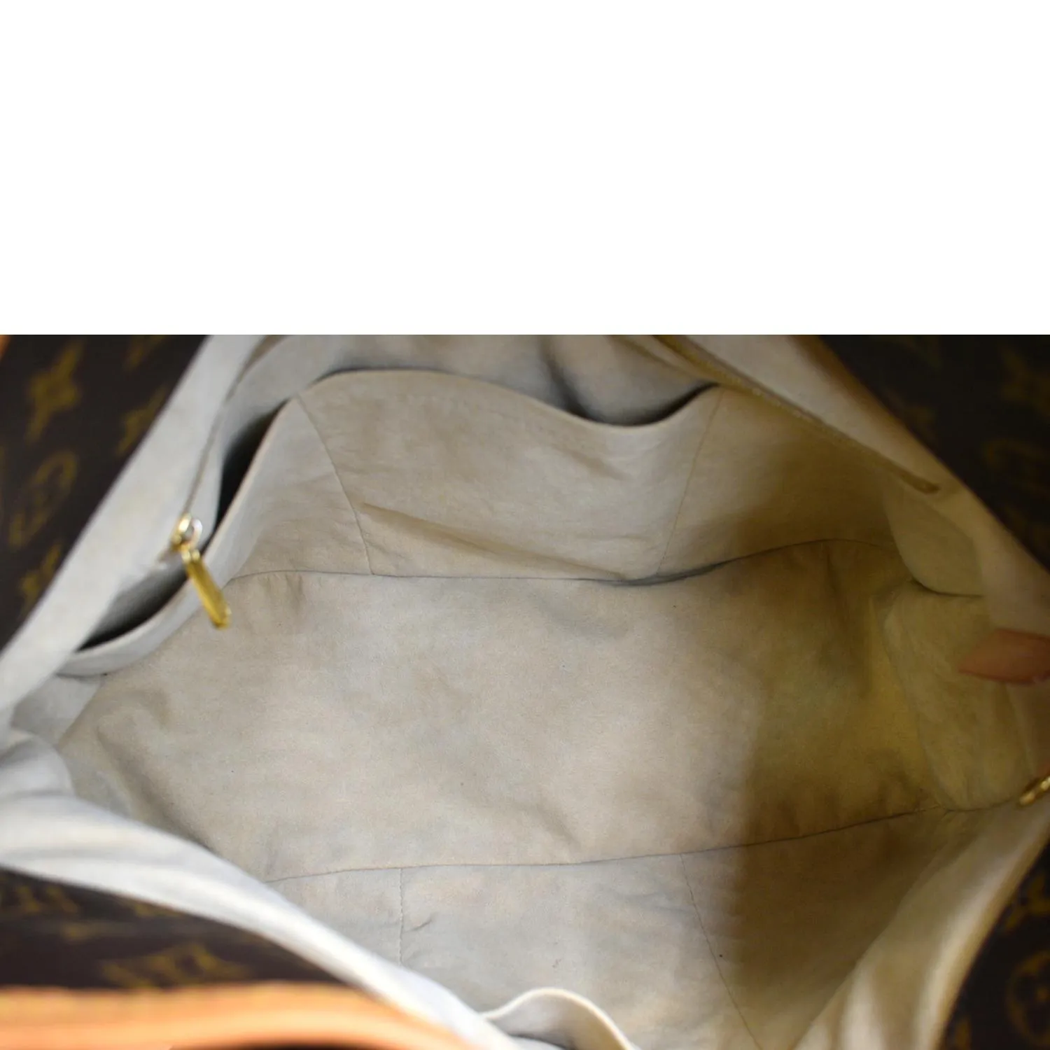 LOUIS VUITTON  Artsy MM Monogram Canvas Hobo Bag Brown
