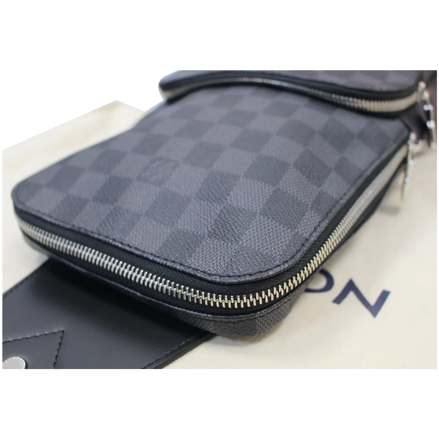 LOUIS VUITTON Avenue Sling Damier Graphite Crossbody Bag Black