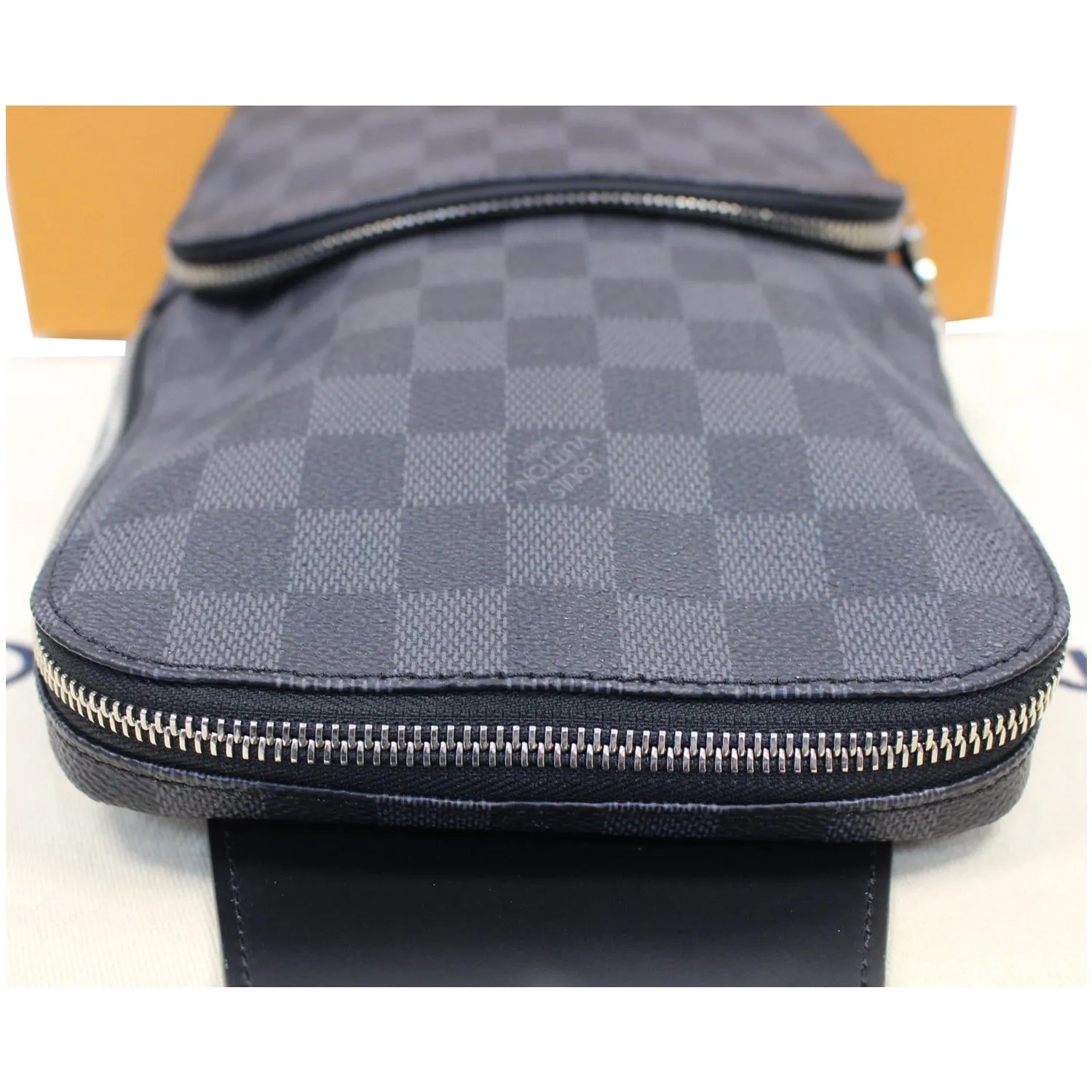 LOUIS VUITTON Avenue Sling Damier Graphite Crossbody Bag Black