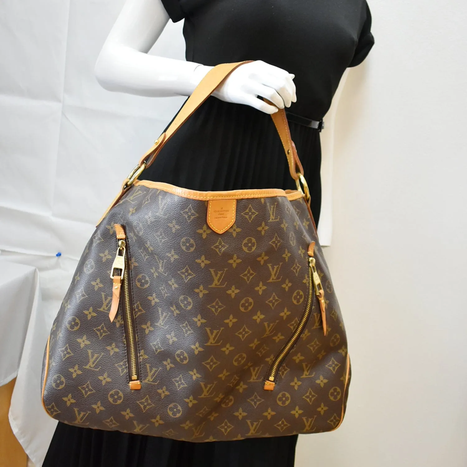 LOUIS VUITTON Delightful GM Monogram Canvas Hobo Bag Brown