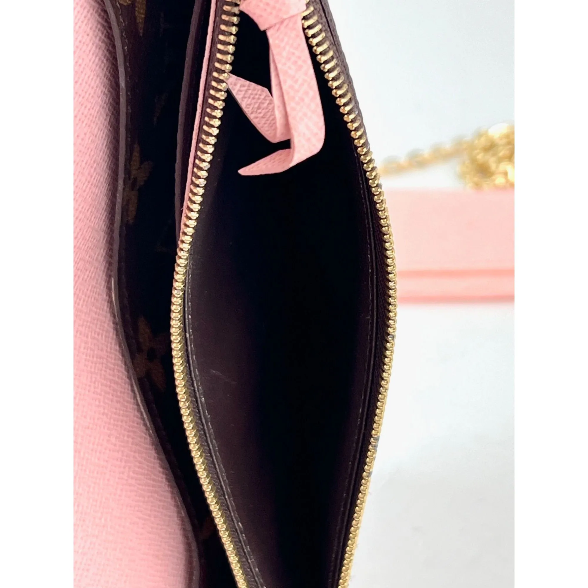 Louis Vuitton Emilie Monogram Rose Ballerine Wallet Clutch