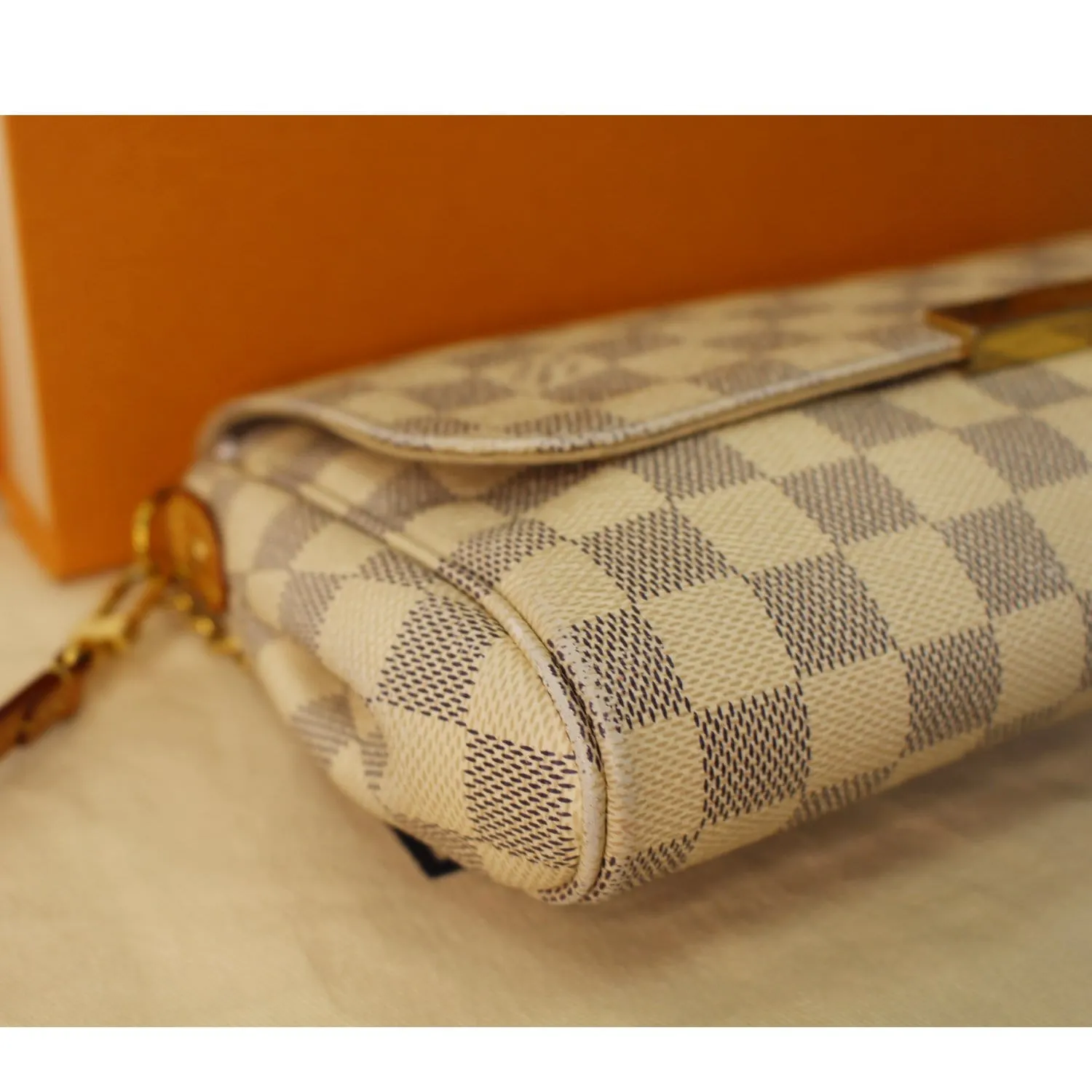 LOUIS VUITTON Favorite MM Damier Azur Crossbody Bag White
