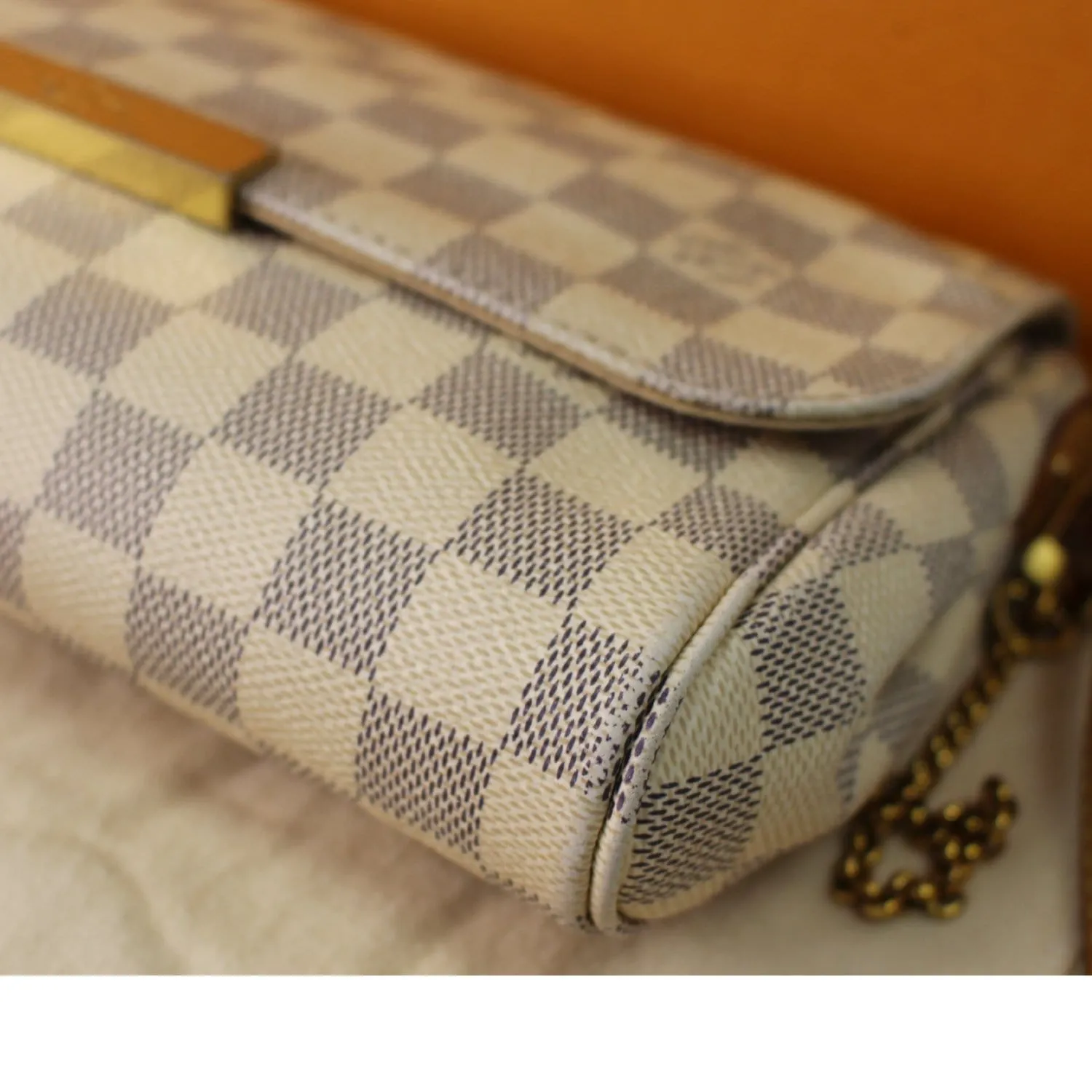 LOUIS VUITTON Favorite MM Damier Azur Crossbody Bag White