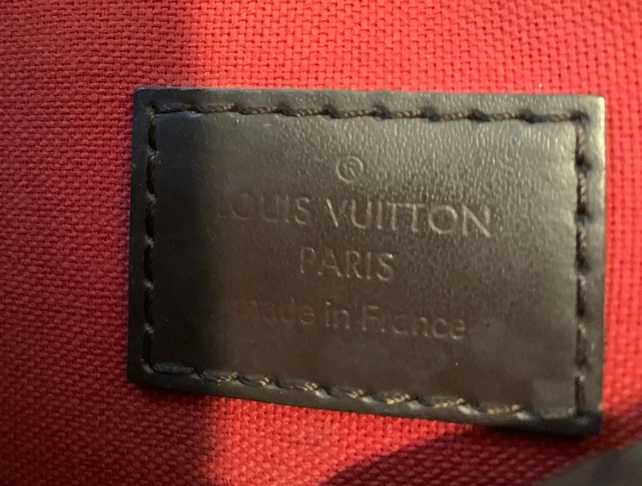 LOUIS VUITTON Favorite MM Damier Ebene Crossbody Bag Brown