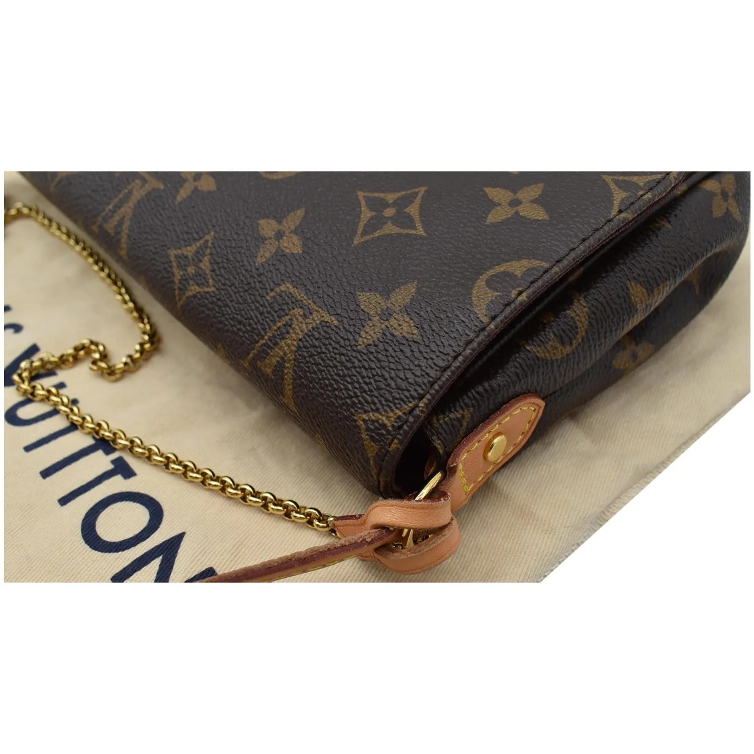 LOUIS VUITTON Favorite MM Monogram Canvas Crossbody Bag Brown