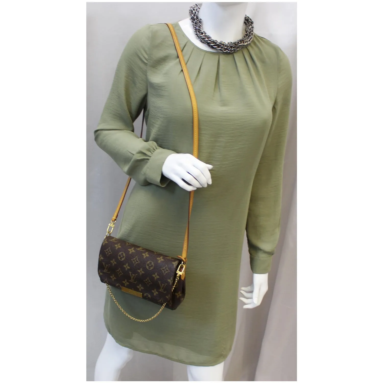 LOUIS VUITTON Favorite PM Monogram Canvas Crossbody Bag Brown