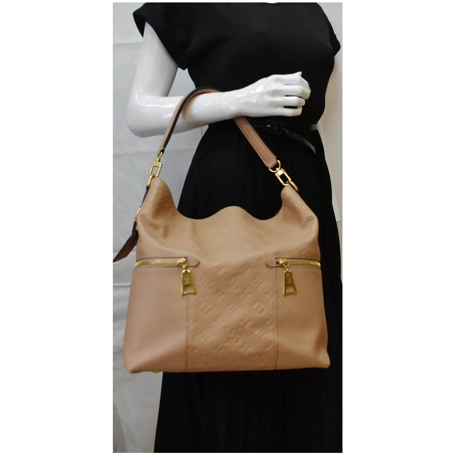 LOUIS VUITTON Melie Empreinte Leather Hobo Bag Beige
