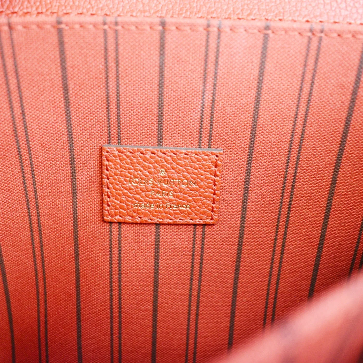 LOUIS VUITTON Metis Pochette Empreinte Leather Crossbody Bag Red