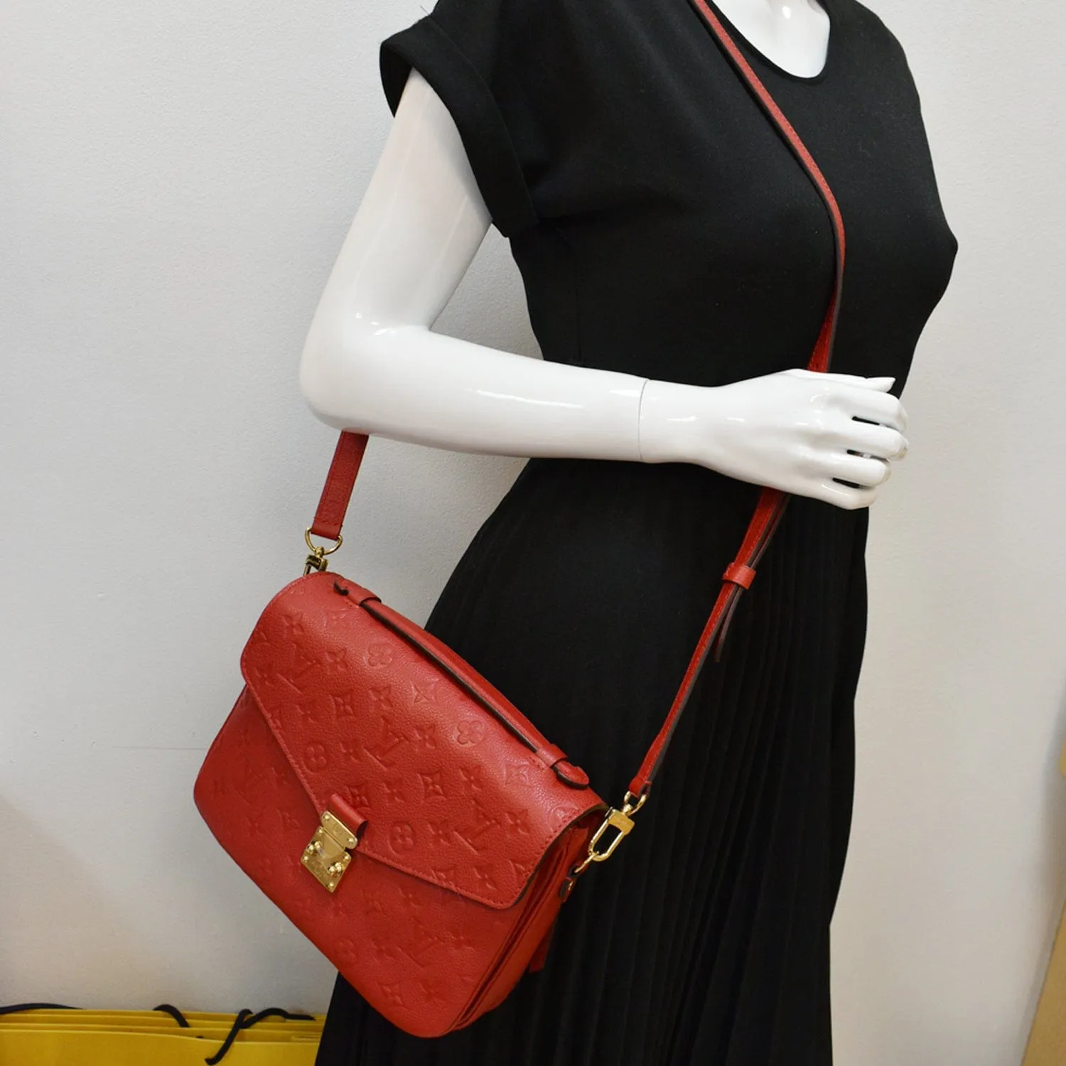LOUIS VUITTON Metis Pochette Empreinte Leather Crossbody Bag Red