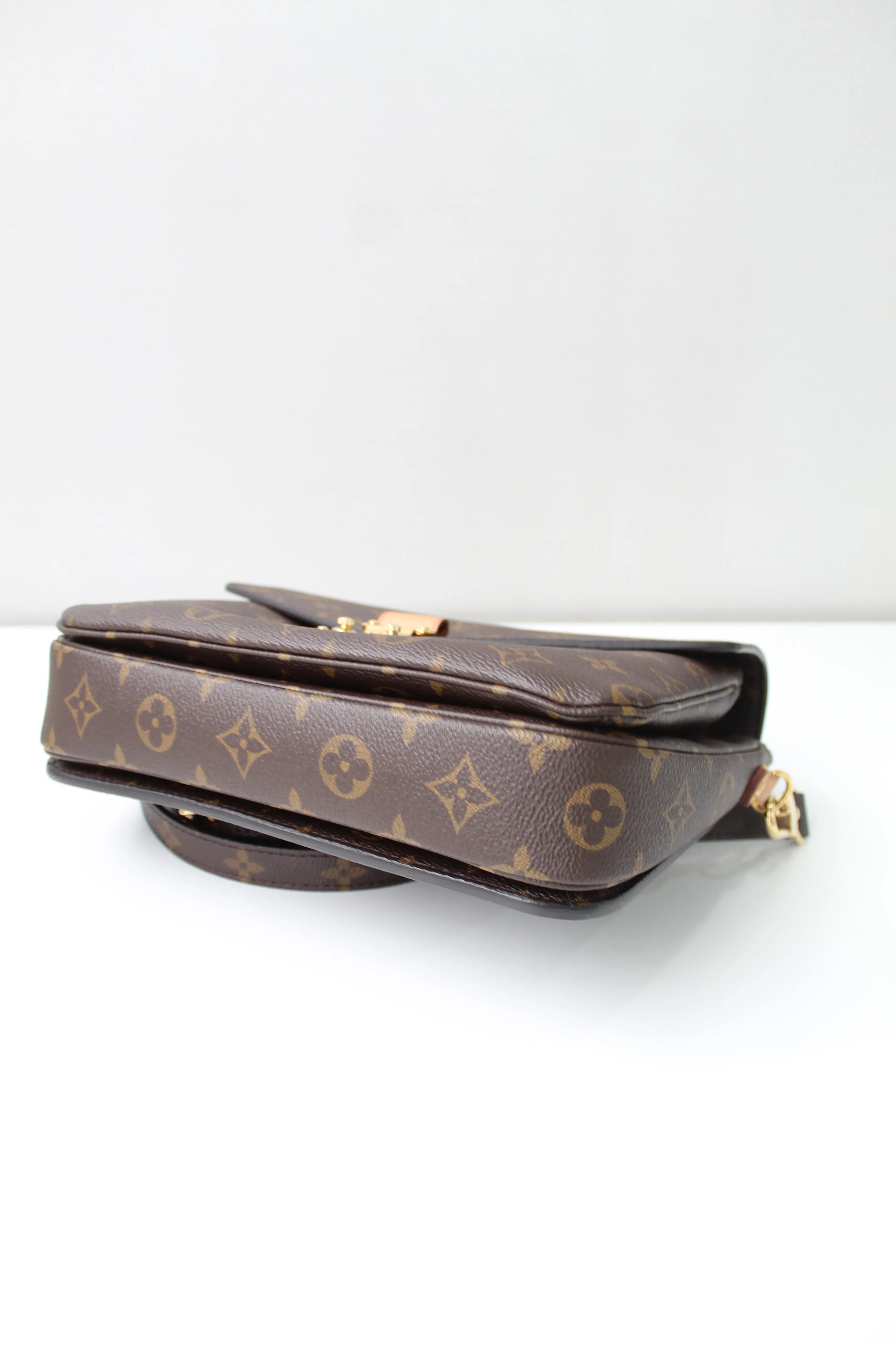 Louis Vuitton Metis