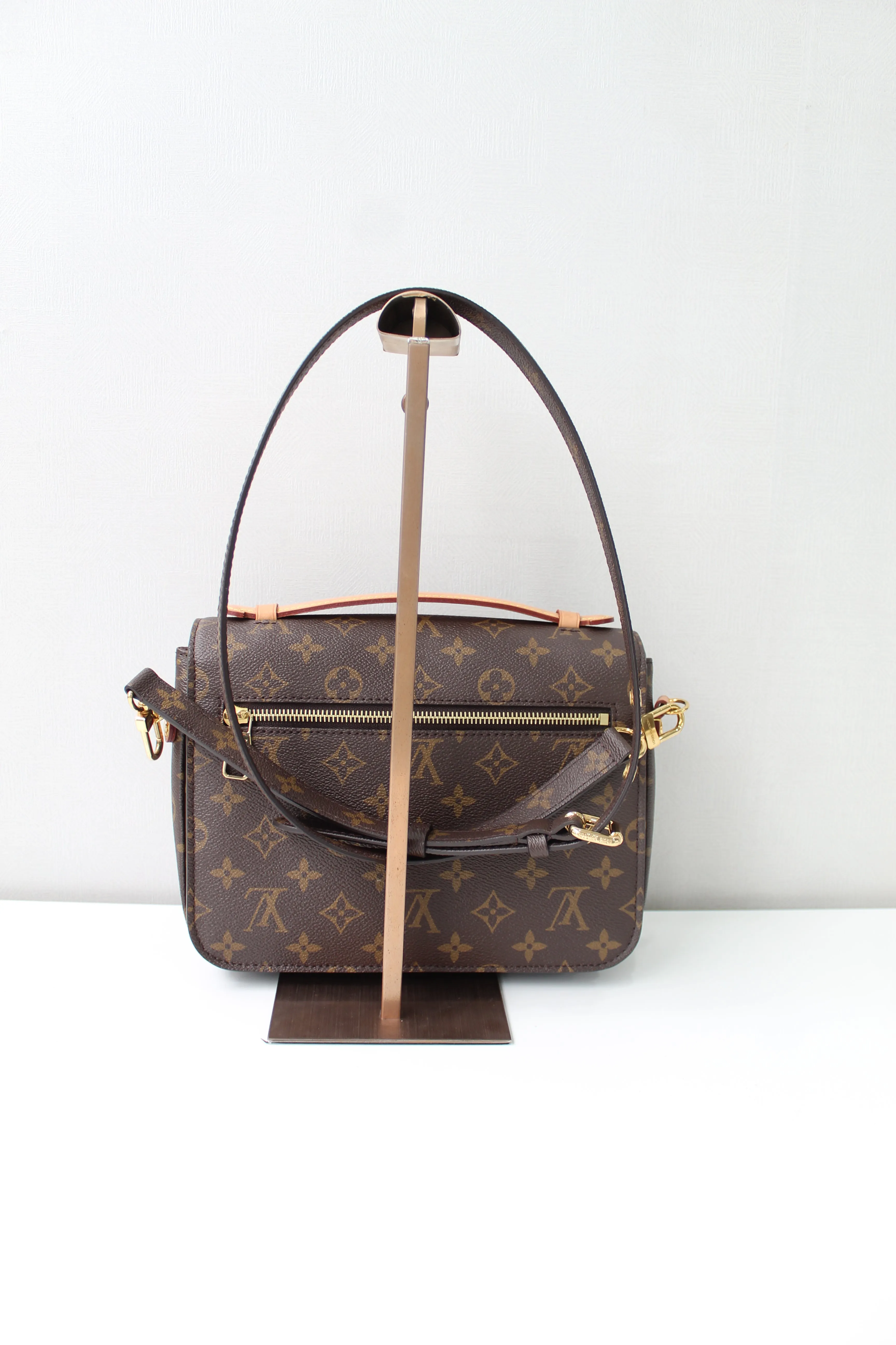 Louis Vuitton Metis