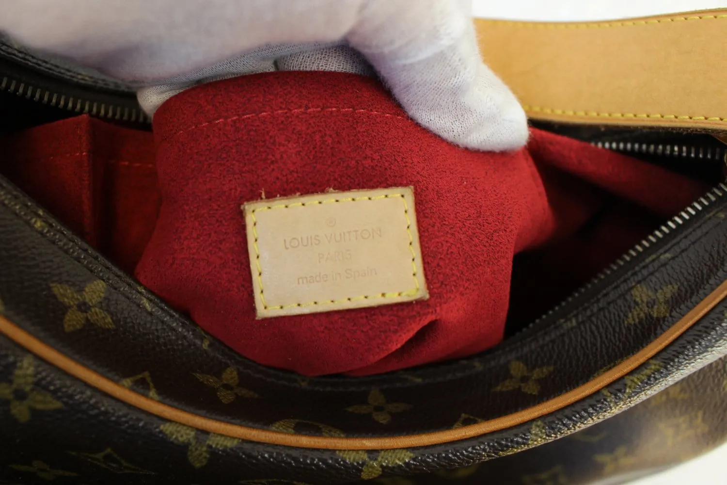 LOUIS VUITTON Monogram Canvas Croissant GM Bag