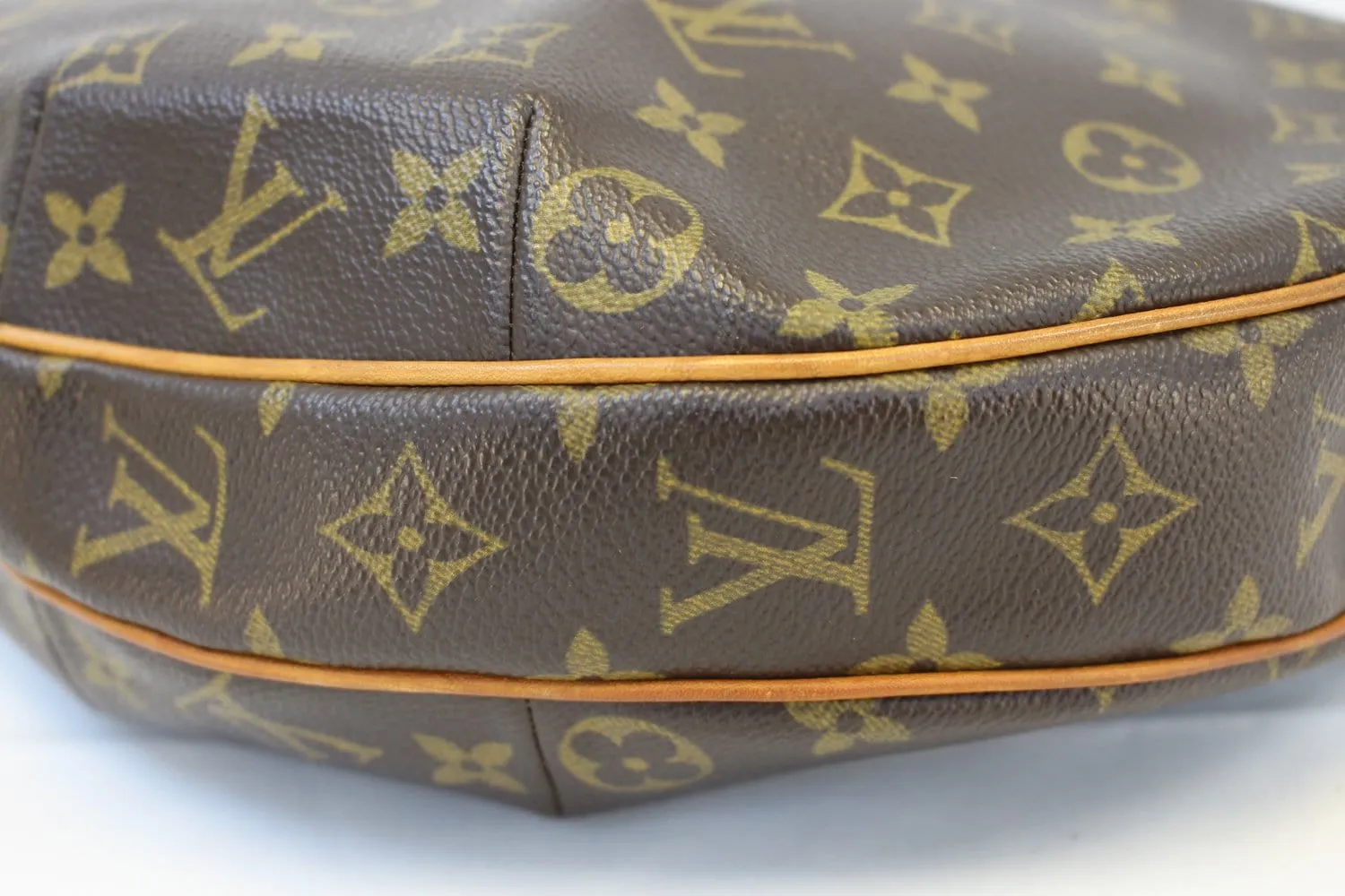 LOUIS VUITTON Monogram Canvas Croissant GM Bag
