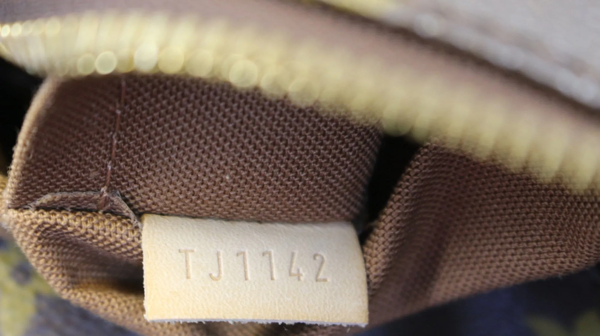 LOUIS VUITTON Monogram Canvas Sully MM Shoulder Bag
