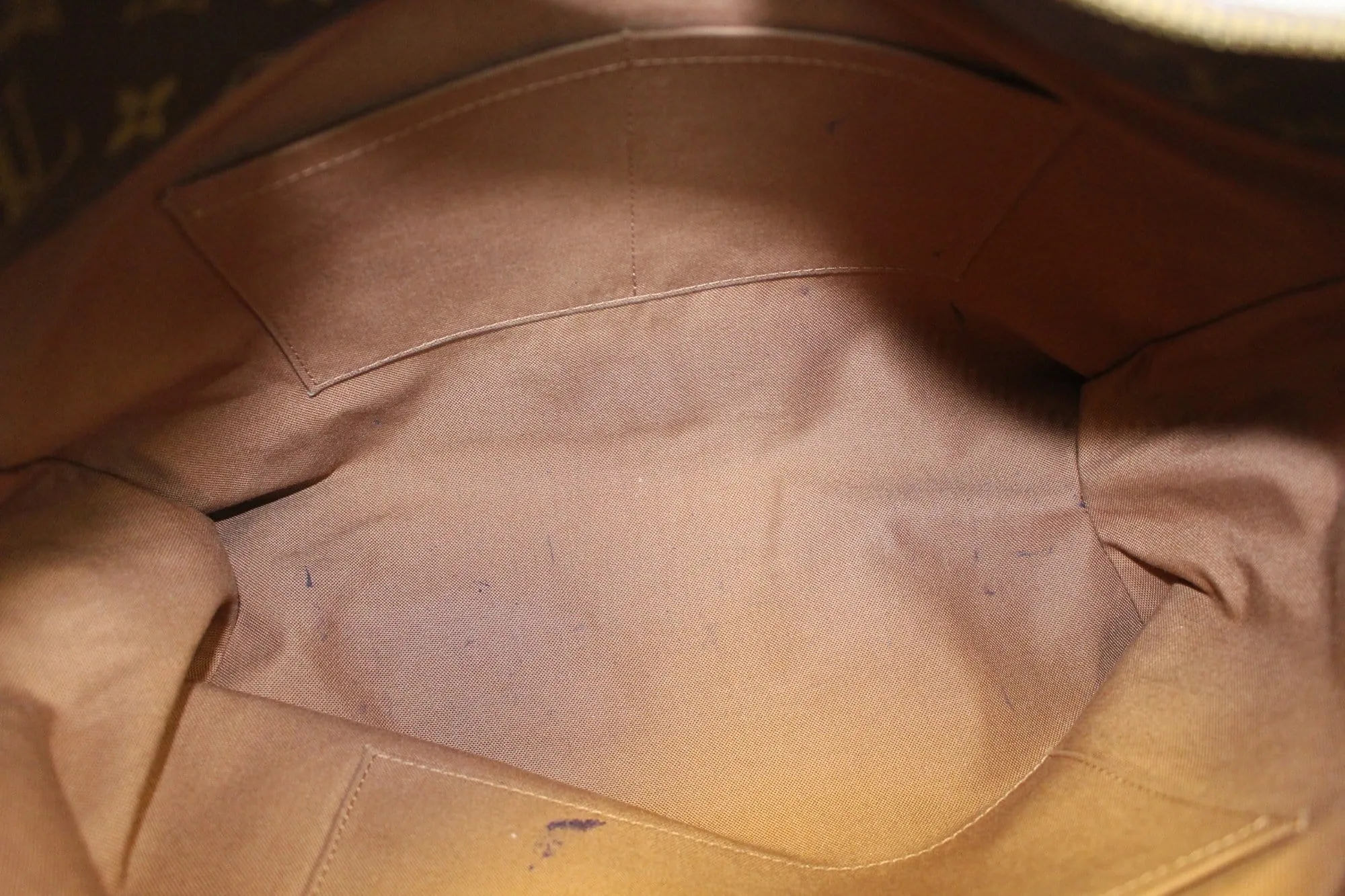 LOUIS VUITTON Monogram Canvas Sully MM Shoulder Bag