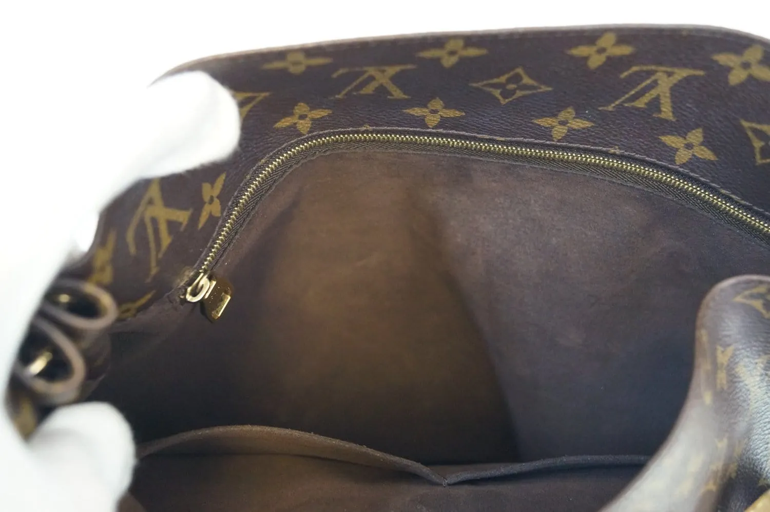 LOUIS VUITTON Monogram Metis Hobo Shoulder Bag