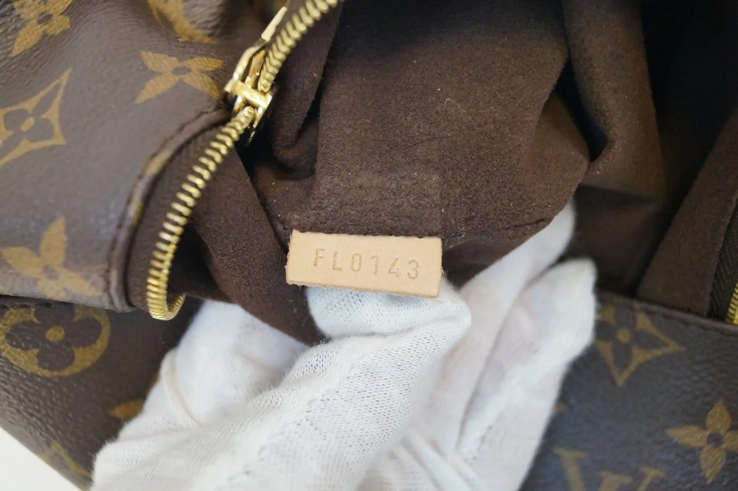 LOUIS VUITTON Monogram Metis Hobo Shoulder Bag