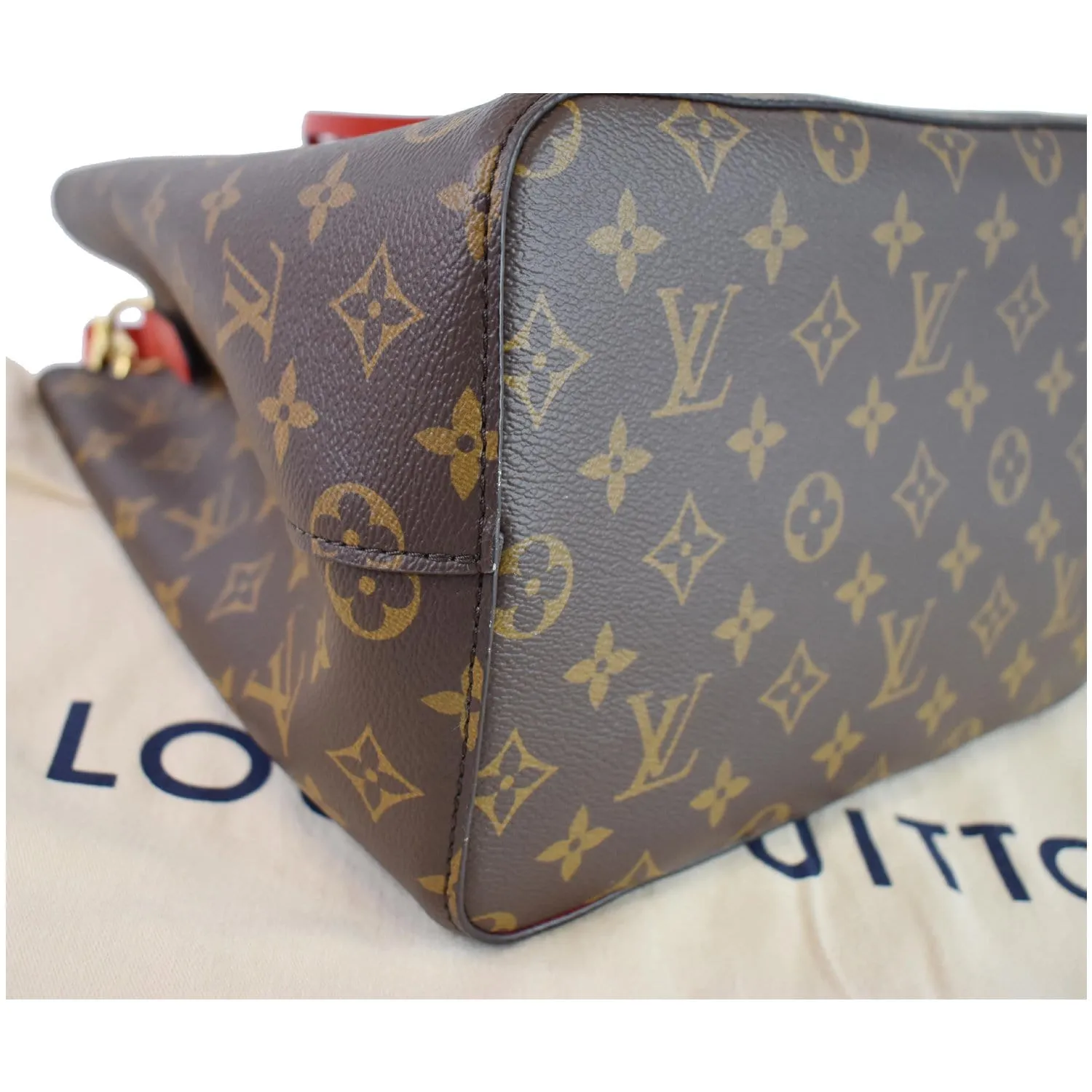 LOUIS VUITTON Neonoe Monogram Canvas Crossbody Bag Coquelicot
