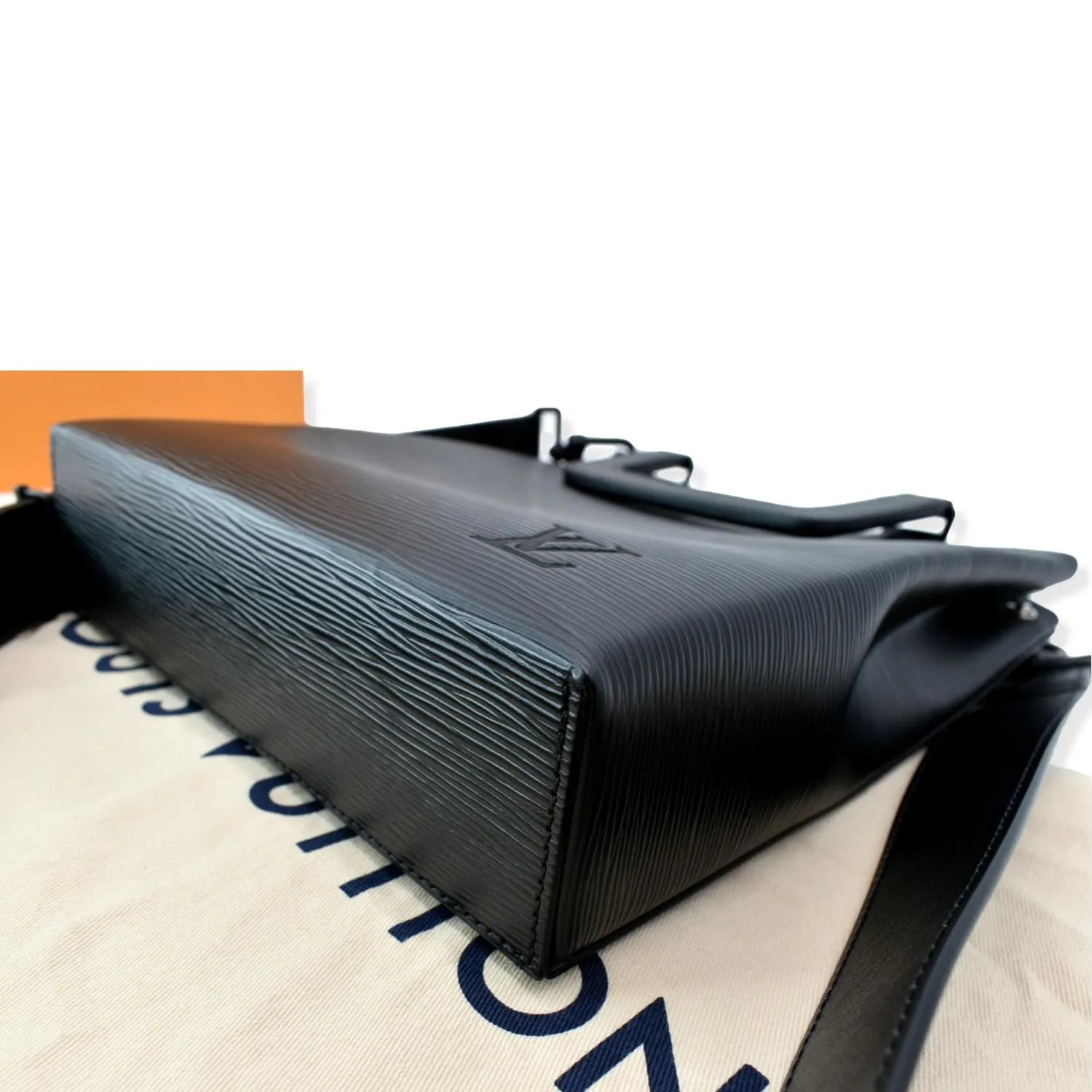 LOUIS VUITTON Petit Sac Plat Epi Leather Crossbody Bag Black