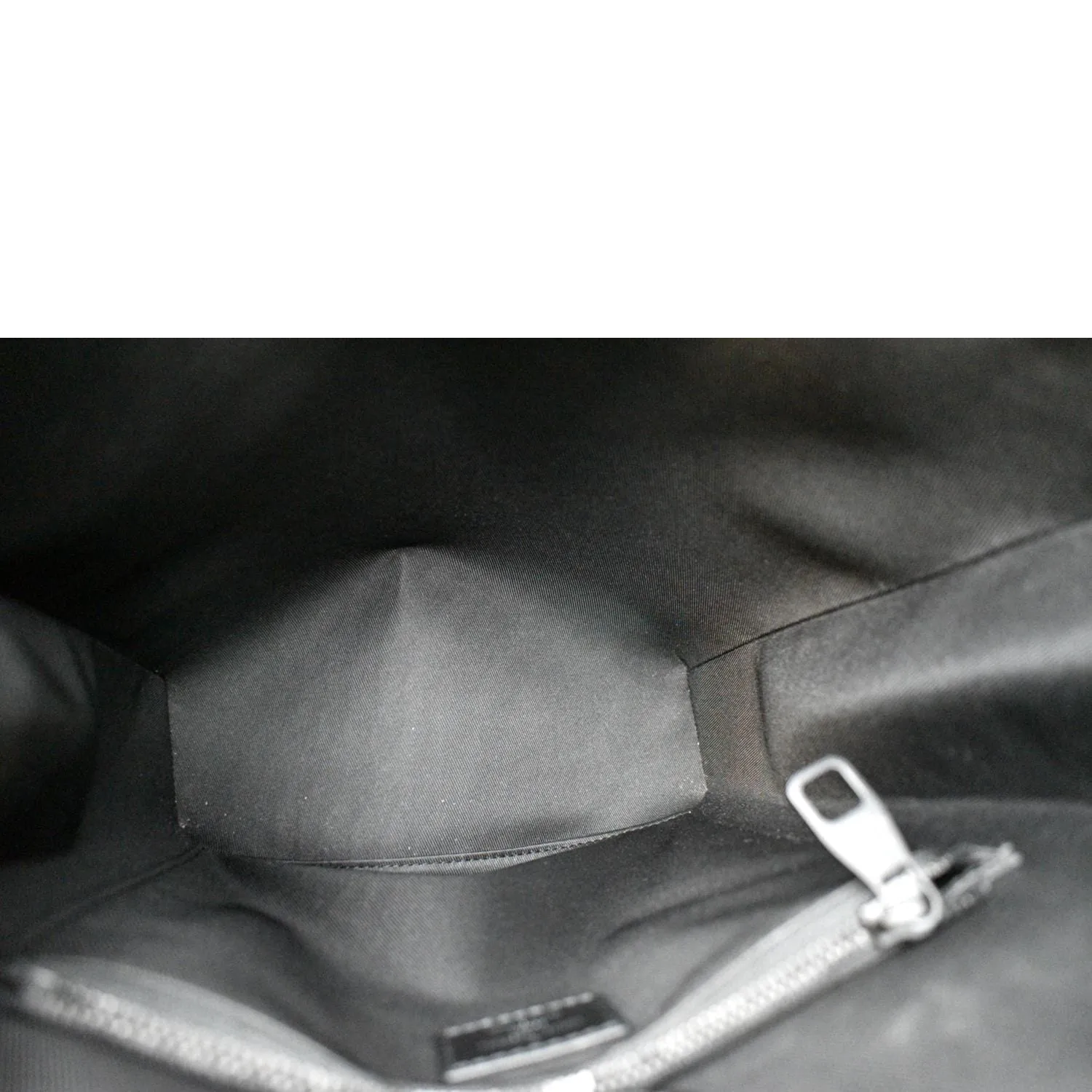 LOUIS VUITTON Petit Sac Plat Epi Leather Crossbody Bag Black