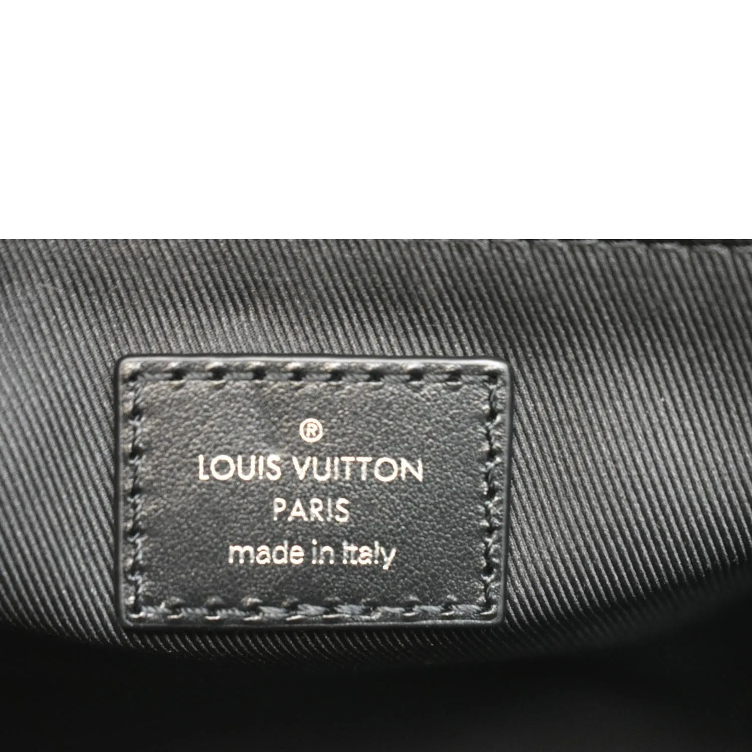 LOUIS VUITTON Petit Sac Plat Epi Leather Crossbody Bag Black