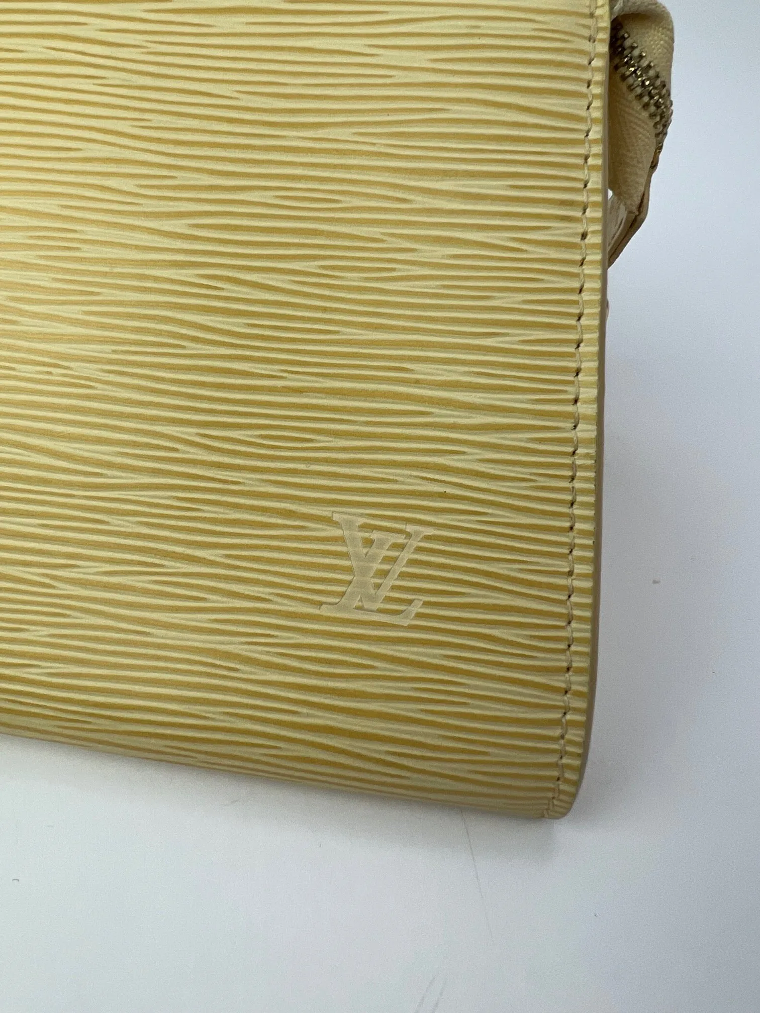 Louis Vuitton Pochette Accessories  Epi 24 Yellow Leather Crossbody Bag