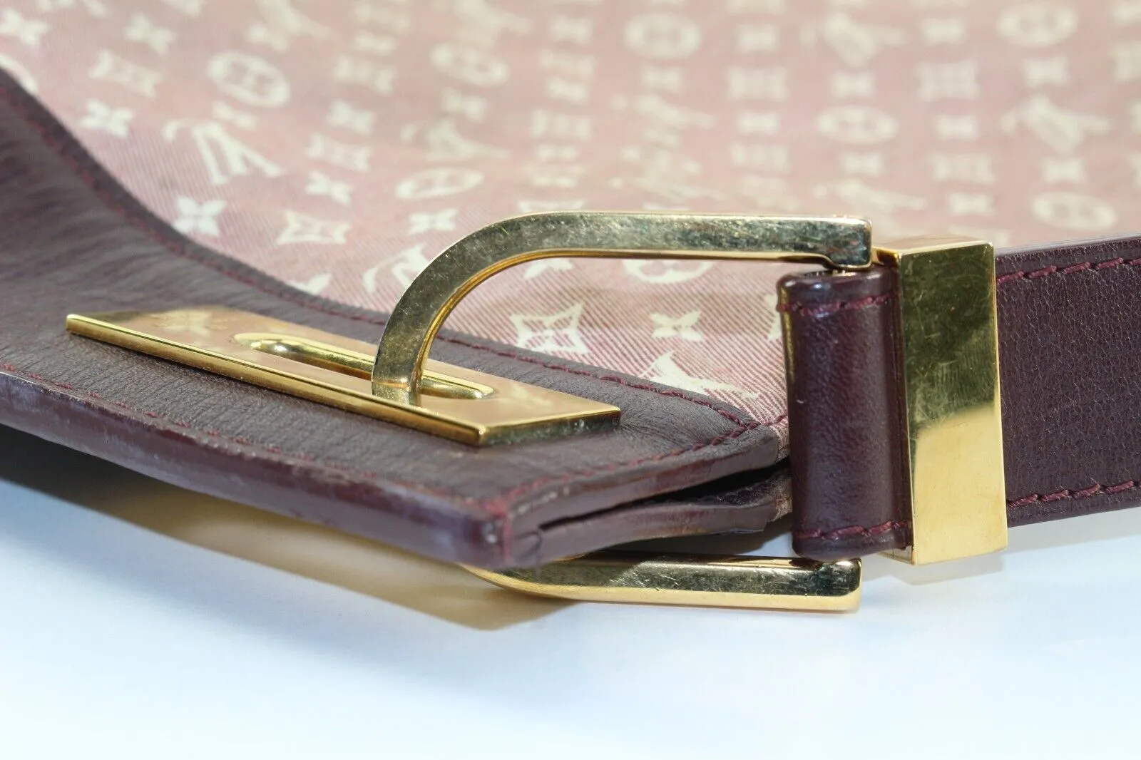 LOUIS VUITTON Rendez-Vous Idylle Hobo Denim Canvas Bordeaux 5LK0104K