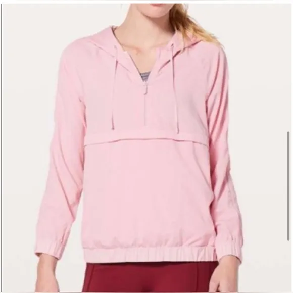 Lululemon Pack Light Pullover windbreaker *PackablePorcelain Pink size 10