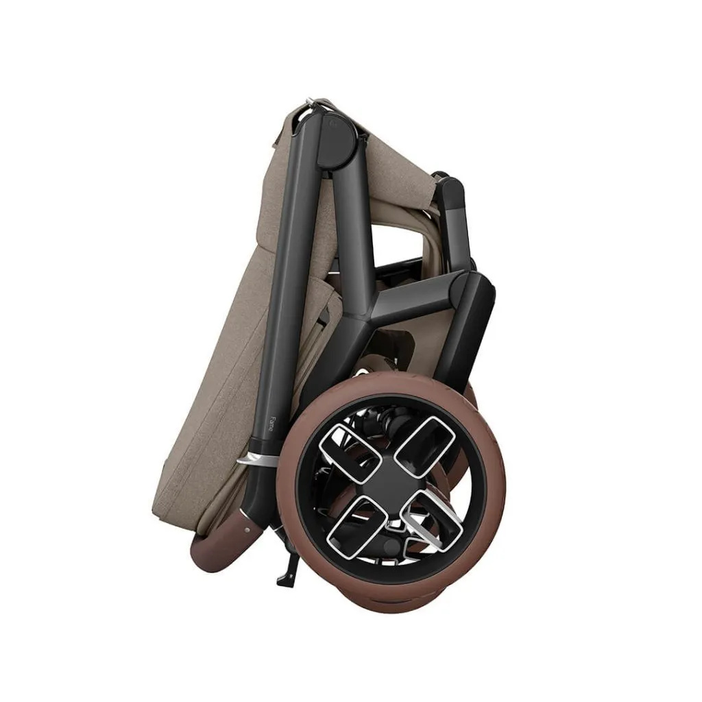 MAXI COSI FAME 10 Piece Premium Travel System with FamilyFix 360 Pro2 - Twilic Truffle (Brown Wheel)