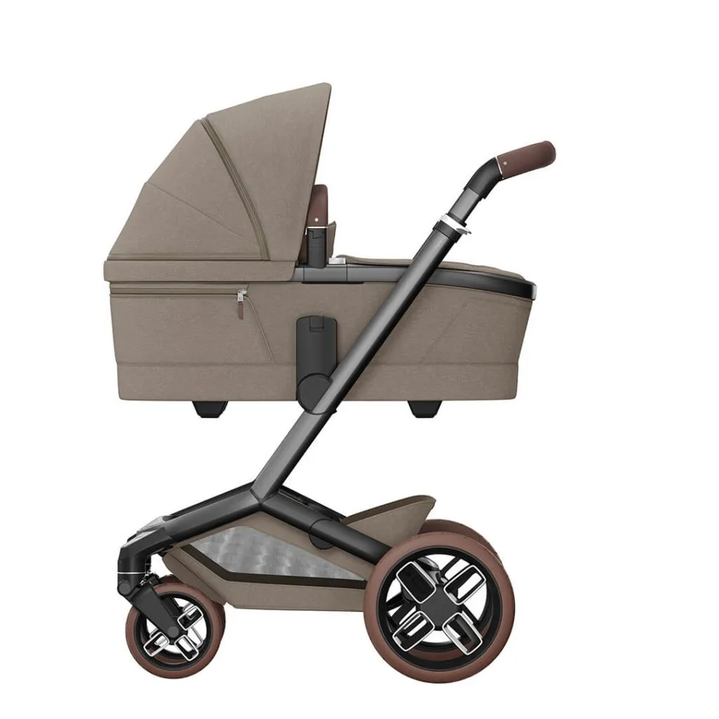 MAXI COSI FAME 10 Piece Premium Travel System with FamilyFix 360 Pro2 - Twilic Truffle (Brown Wheel)