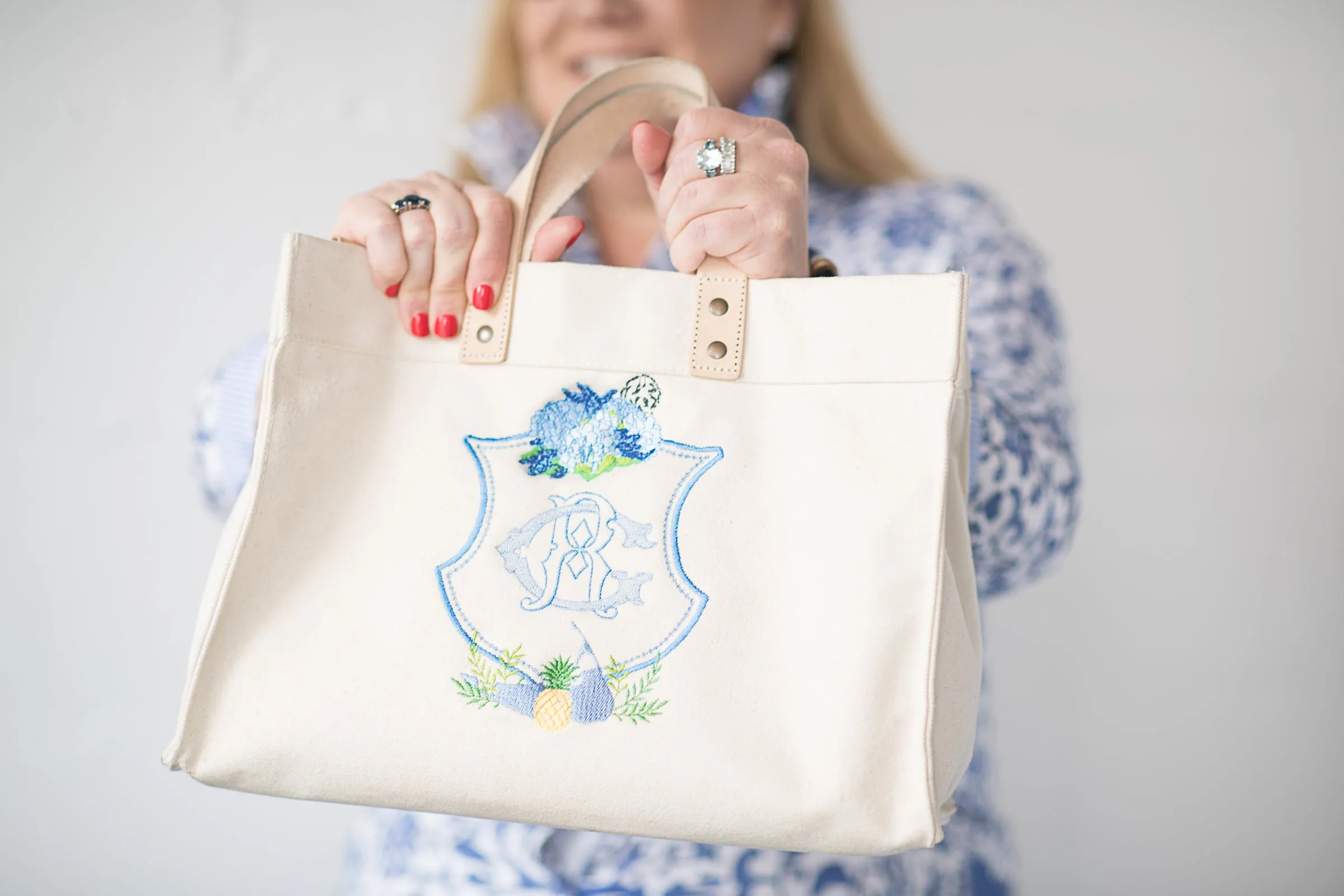 mini box tote with custom crest