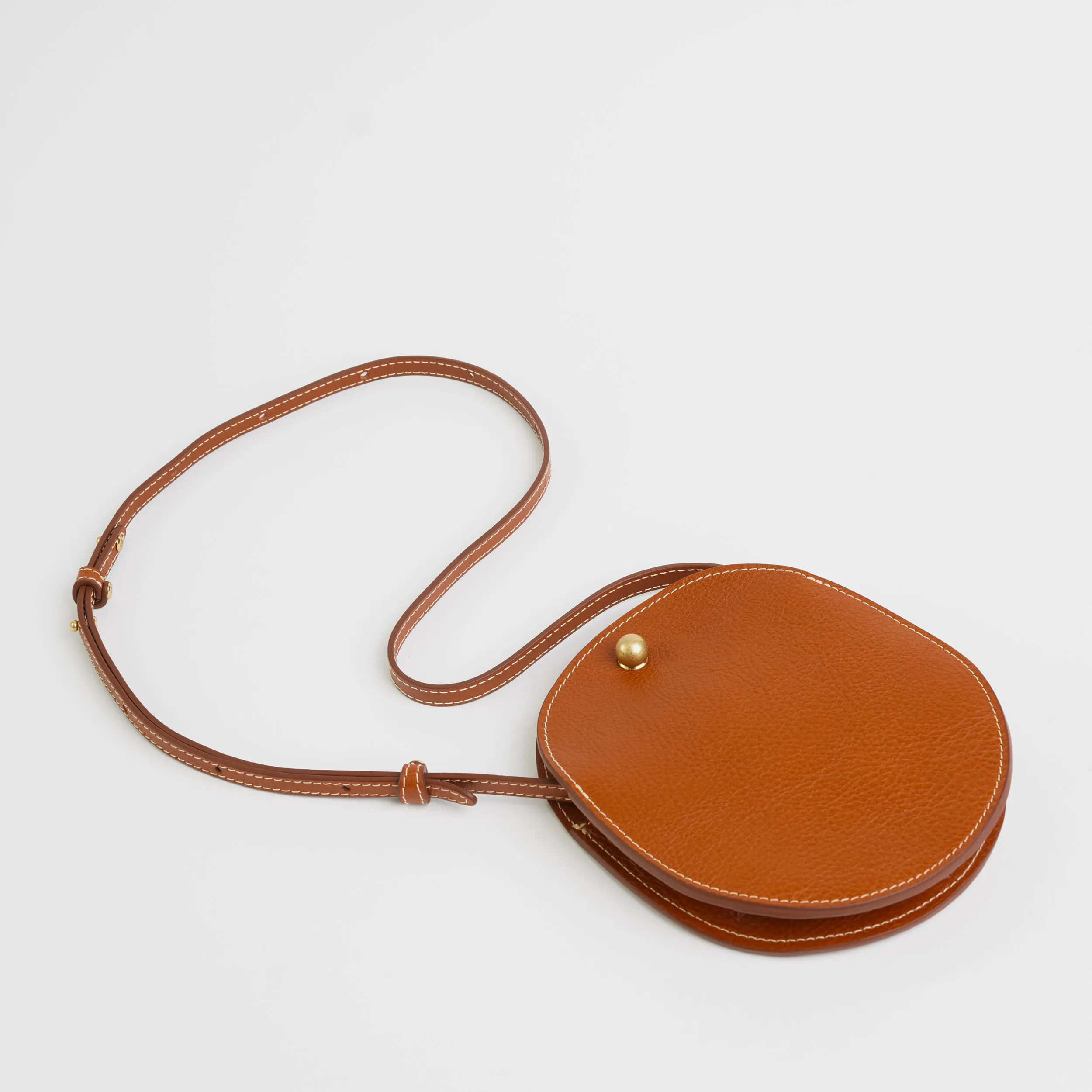 Mini Eggi in Leather Brown