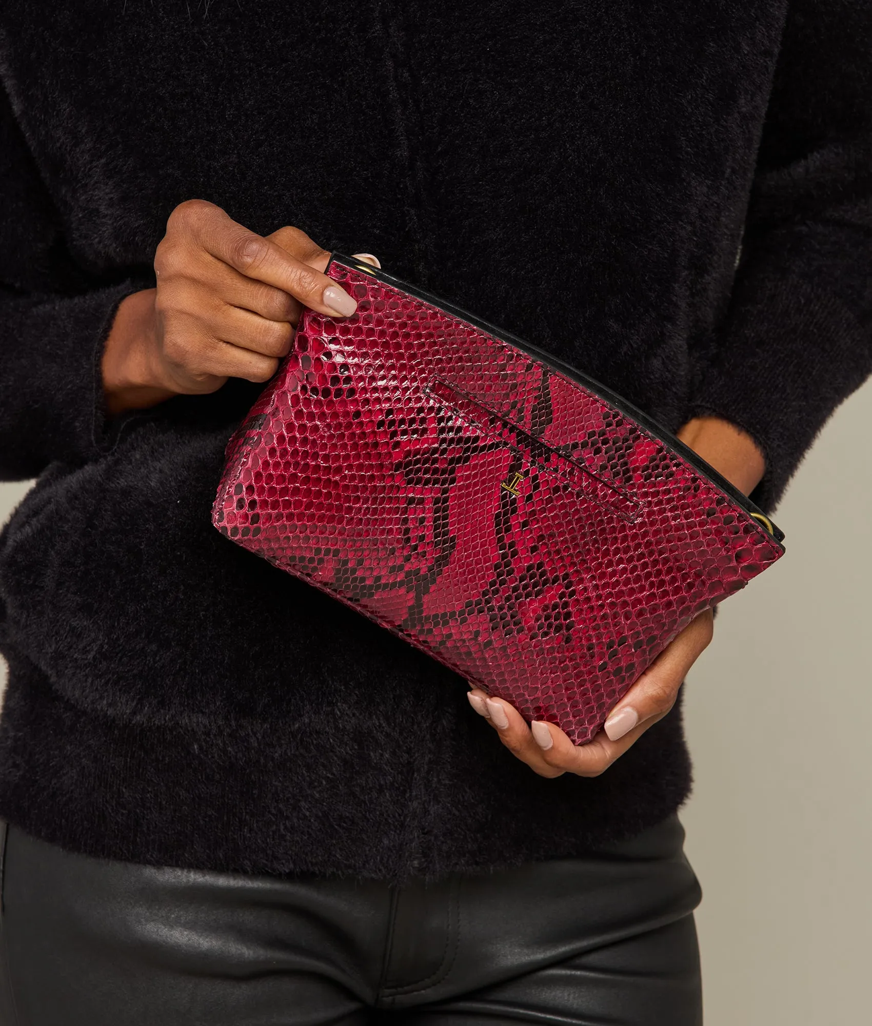Mini Elle Exotic Clutch :: Garnet