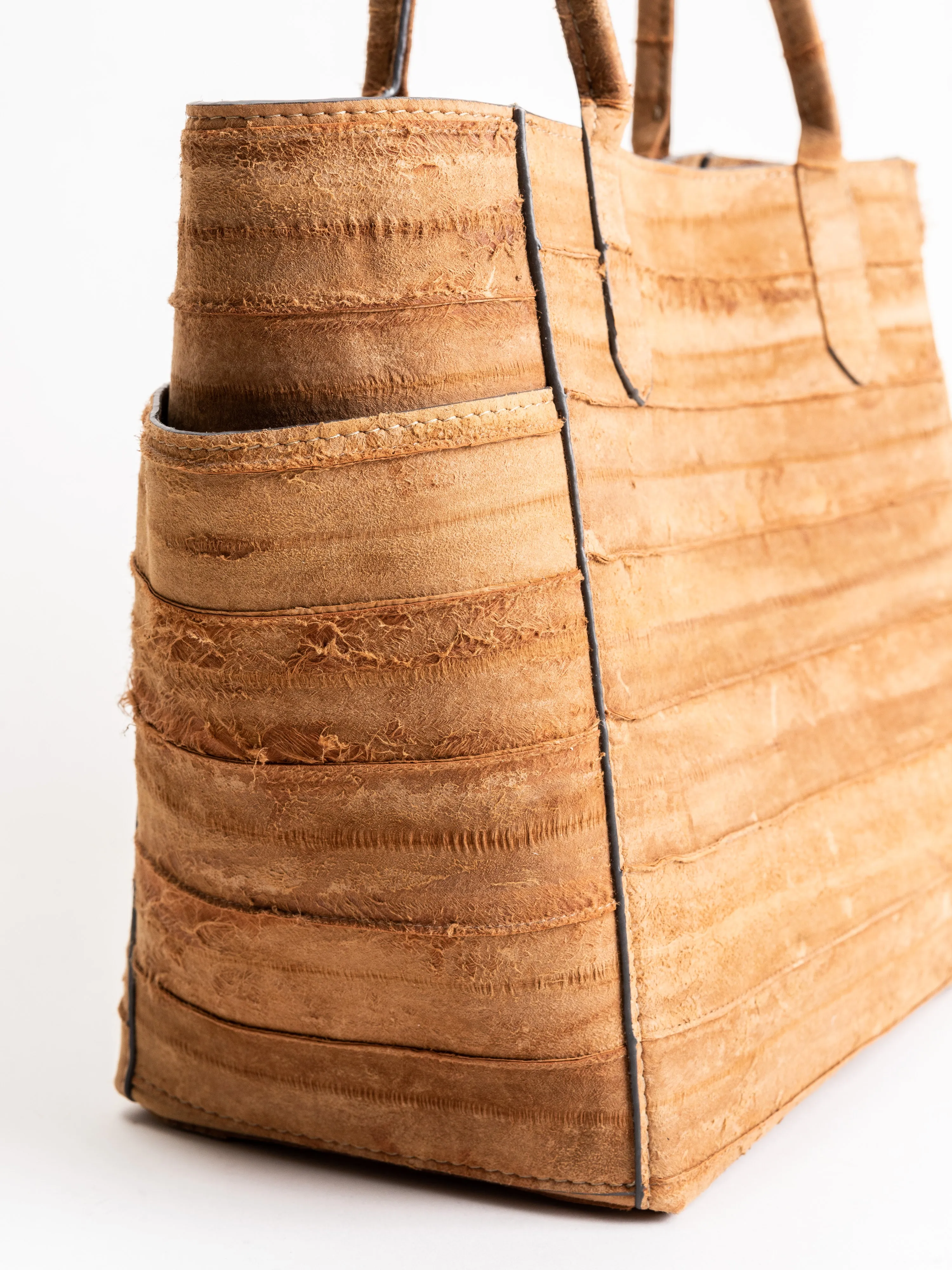 mini pocket tote - reverse eel caramel