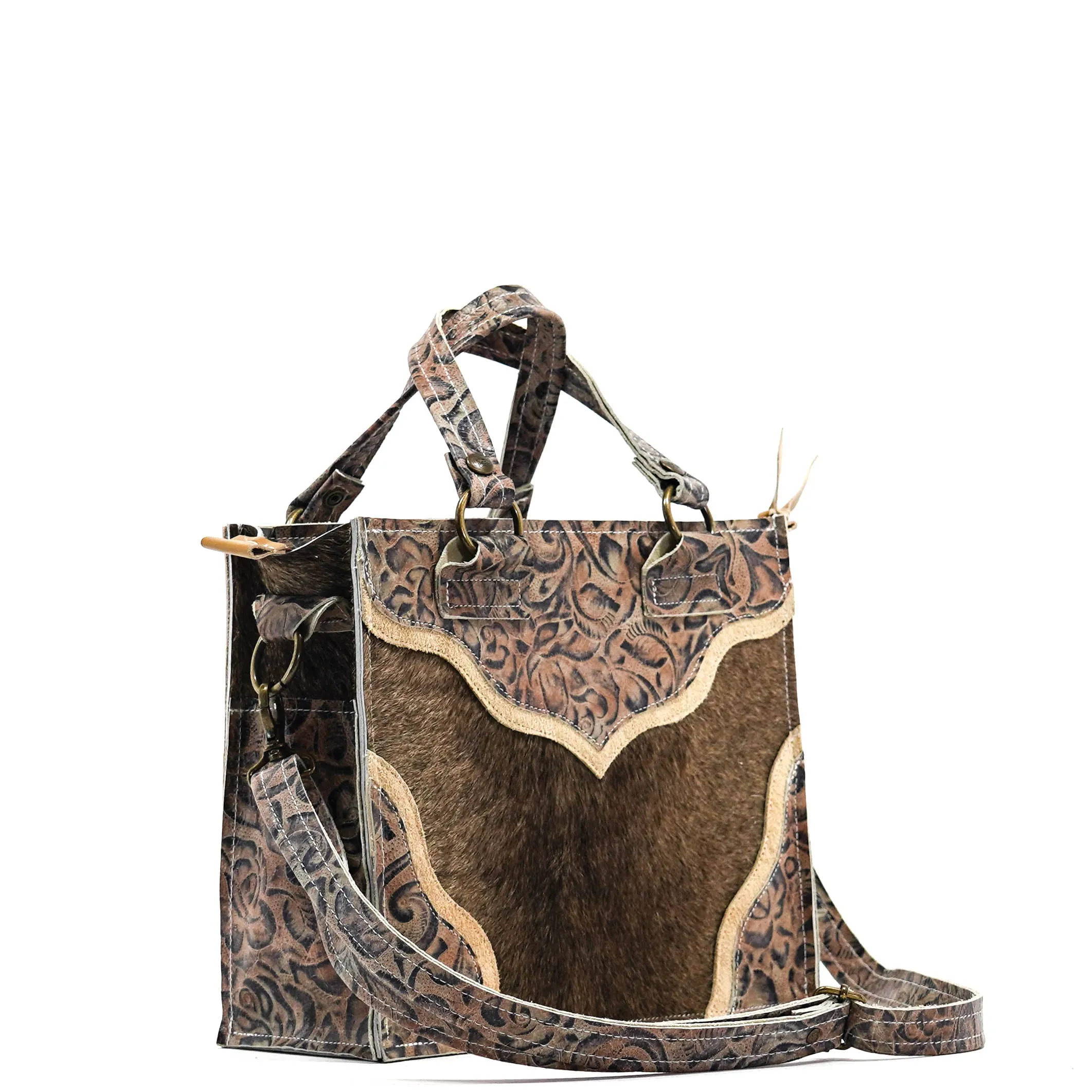 Minnie Pearl - Dark Brindle w/ Antique Deadwood Roses