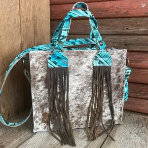 Minnie Pearl - Longhorn w/ Turquoise Matrix Navajo