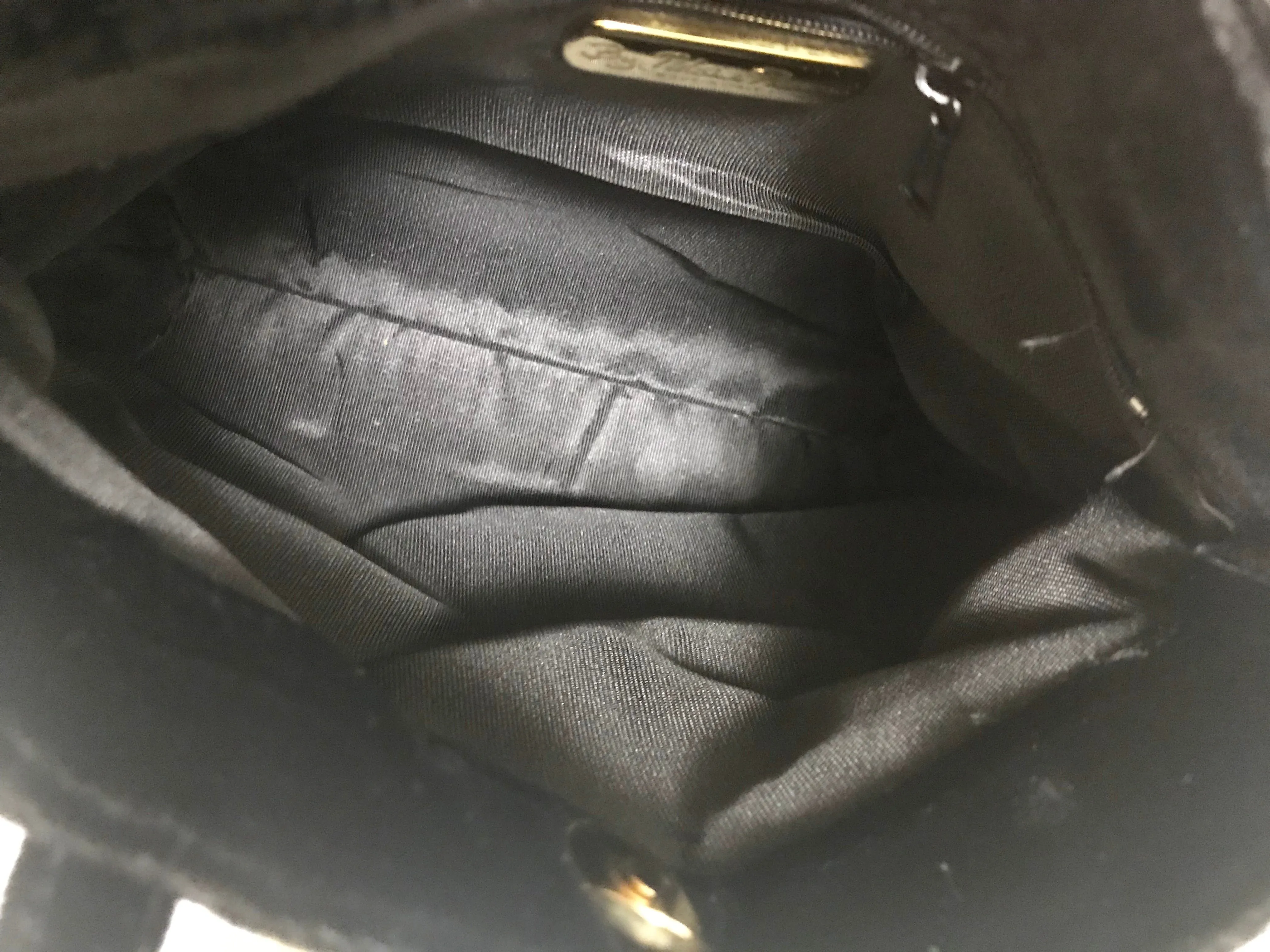 MINT. Vintage Paloma Picasso black velvet tote bag with golden logo motifs. Perfect casual use bag. 061105re3