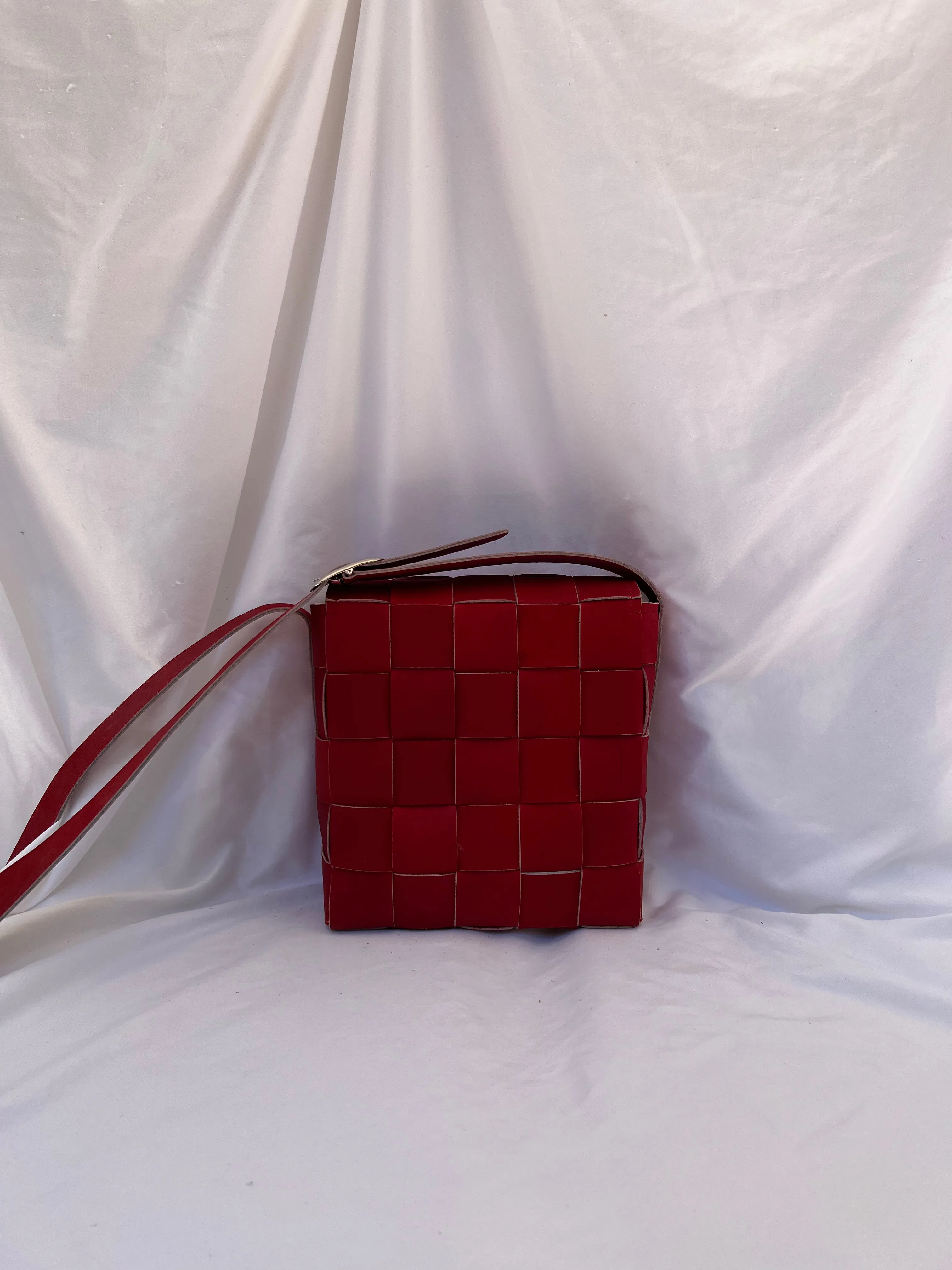No. 245 Weaved crossbody bag