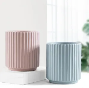 Passo Ribbed Plant Pot