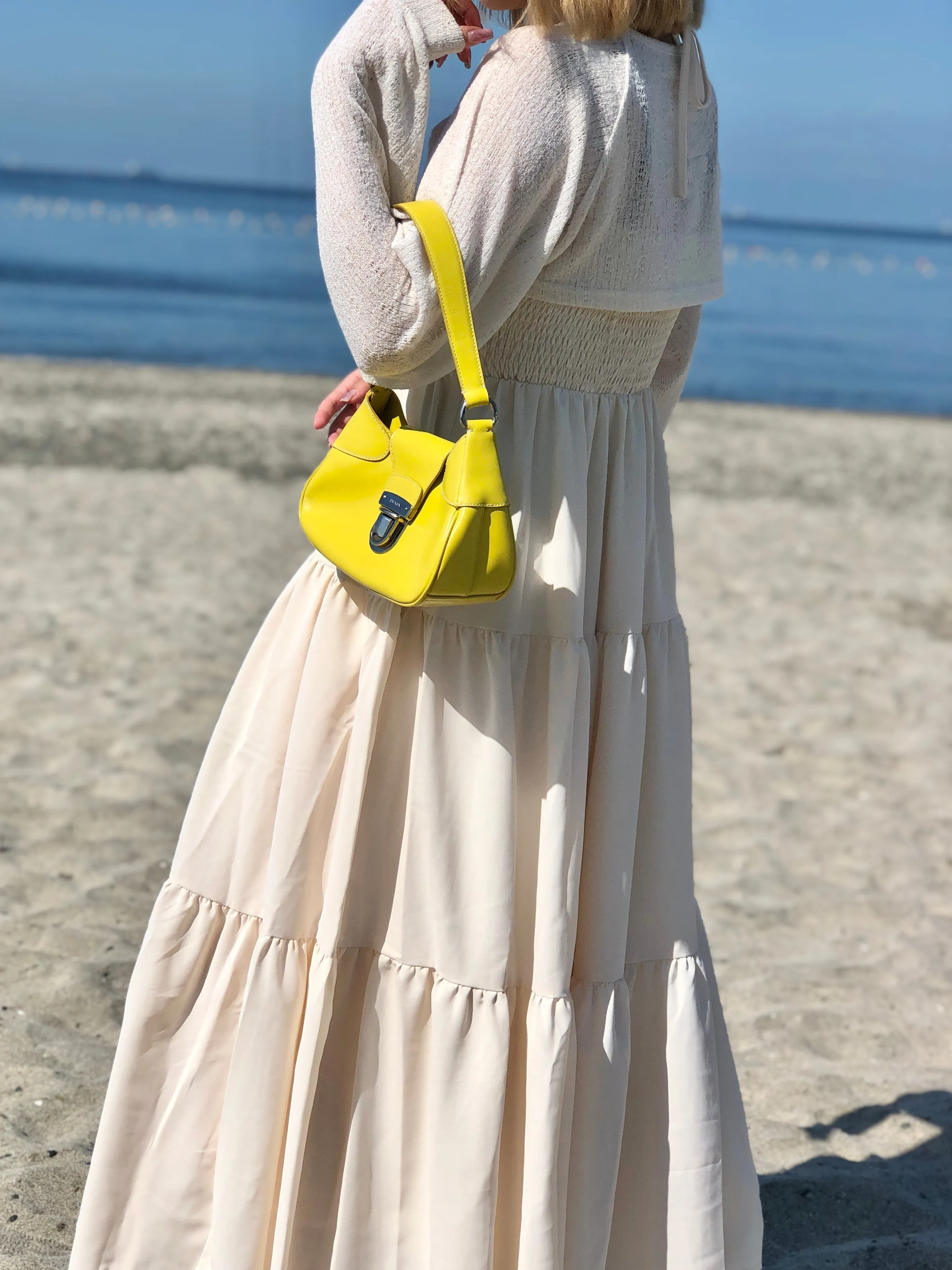 PRADA Logo Metal Clasp Push Lock Shoulder bag Hobo bag Yellow Vintage 3rzmgz